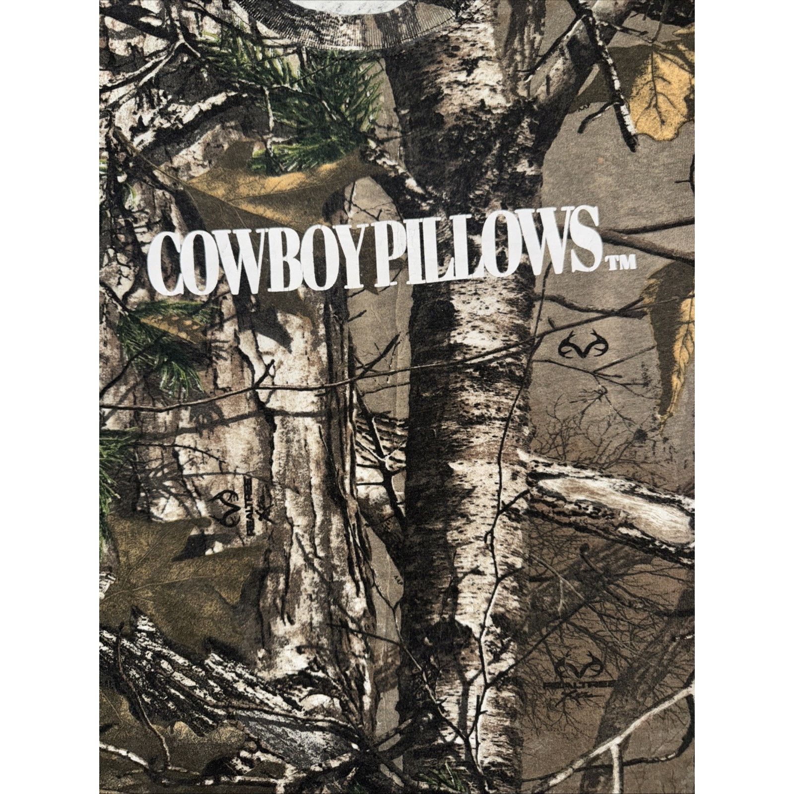 Band Tees × Realtree × Vintage Russell Outdoors Realtree Camo T-Shirt L Cowboy Pillows Size US L / EU 52-54 / 3 - 2 Thumbnail
