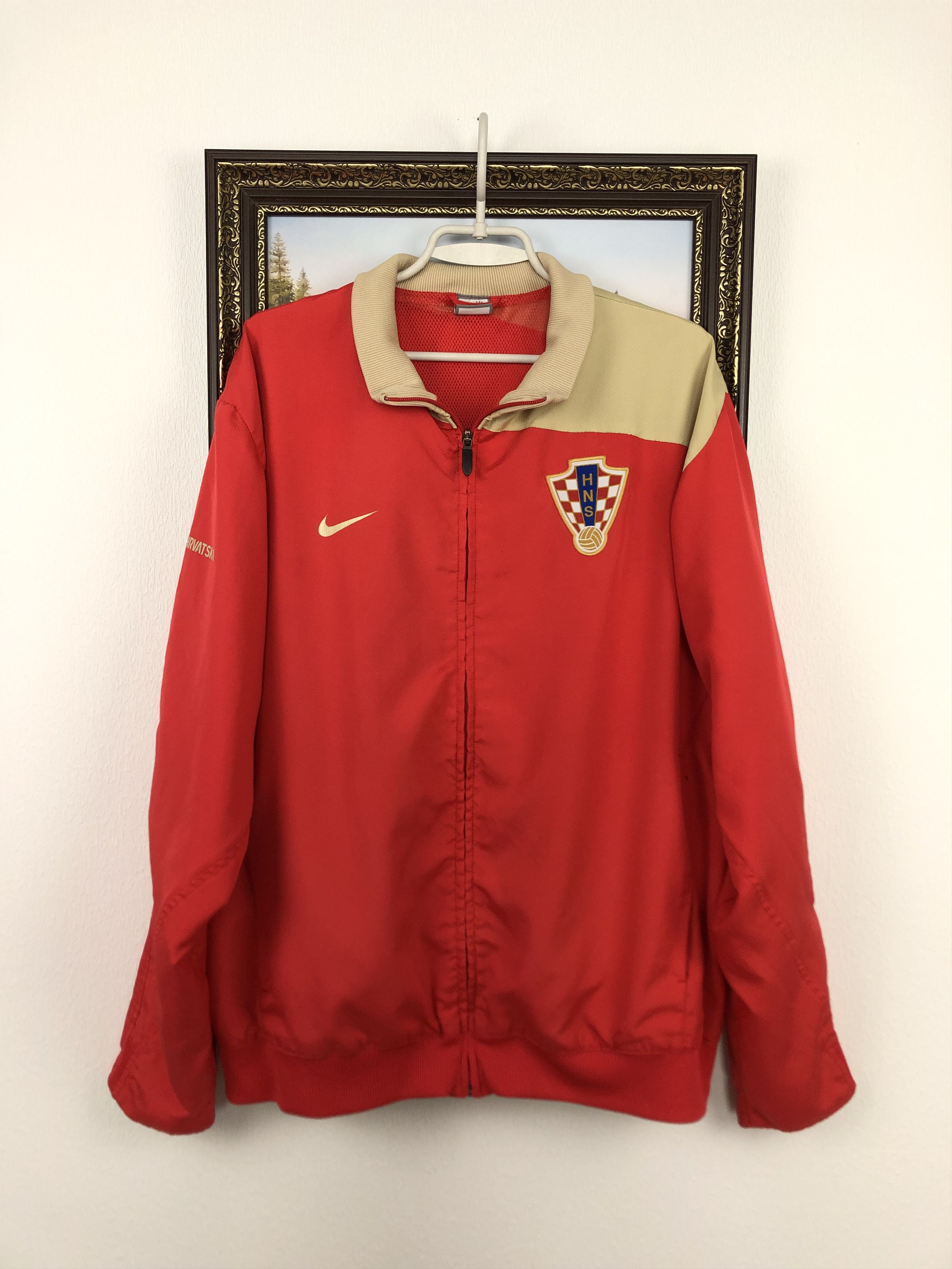 image of Nike Croatia Vintage Football Jacket Soccer Track Top Zip, Men's (Size XL)