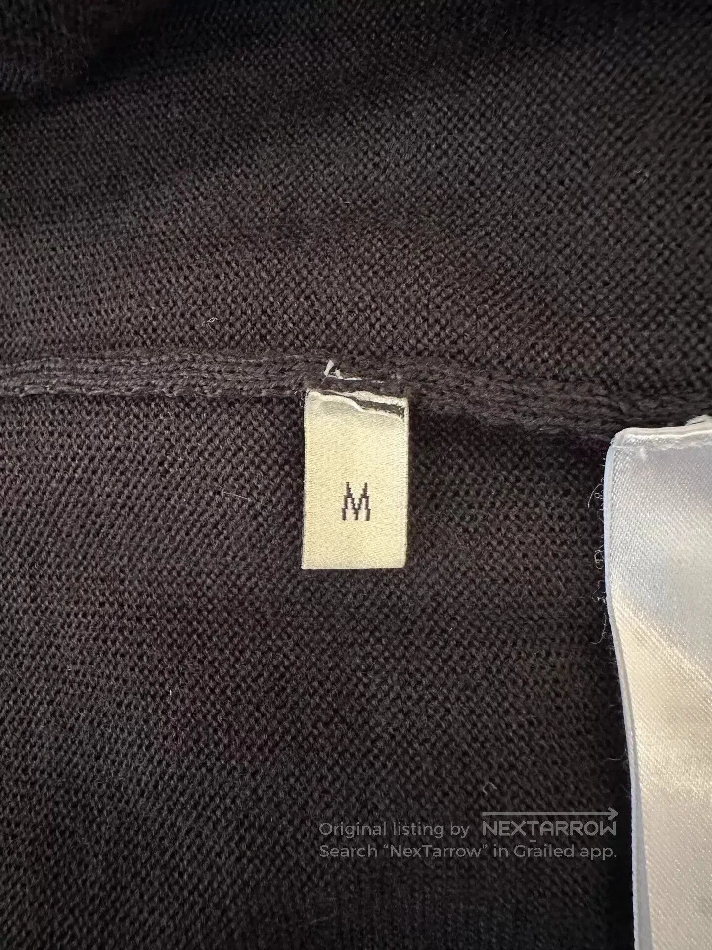 Gucci Black Cardigan with White Trim and Bee Embroidery. Size US M / EU 48-50 / 2 - 4 Thumbnail