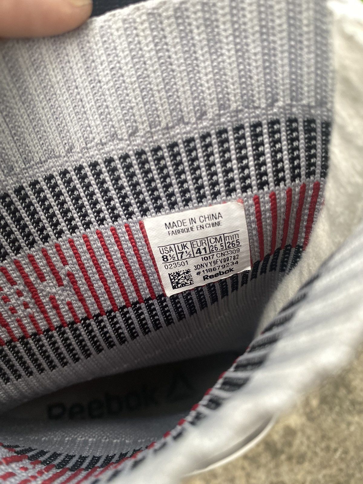 Reebok × Vetements SS18 Reebok x Vetements Hong Kong exclusive Sock Runner Size US 8.5 / EU 41-42 - 3 Thumbnail