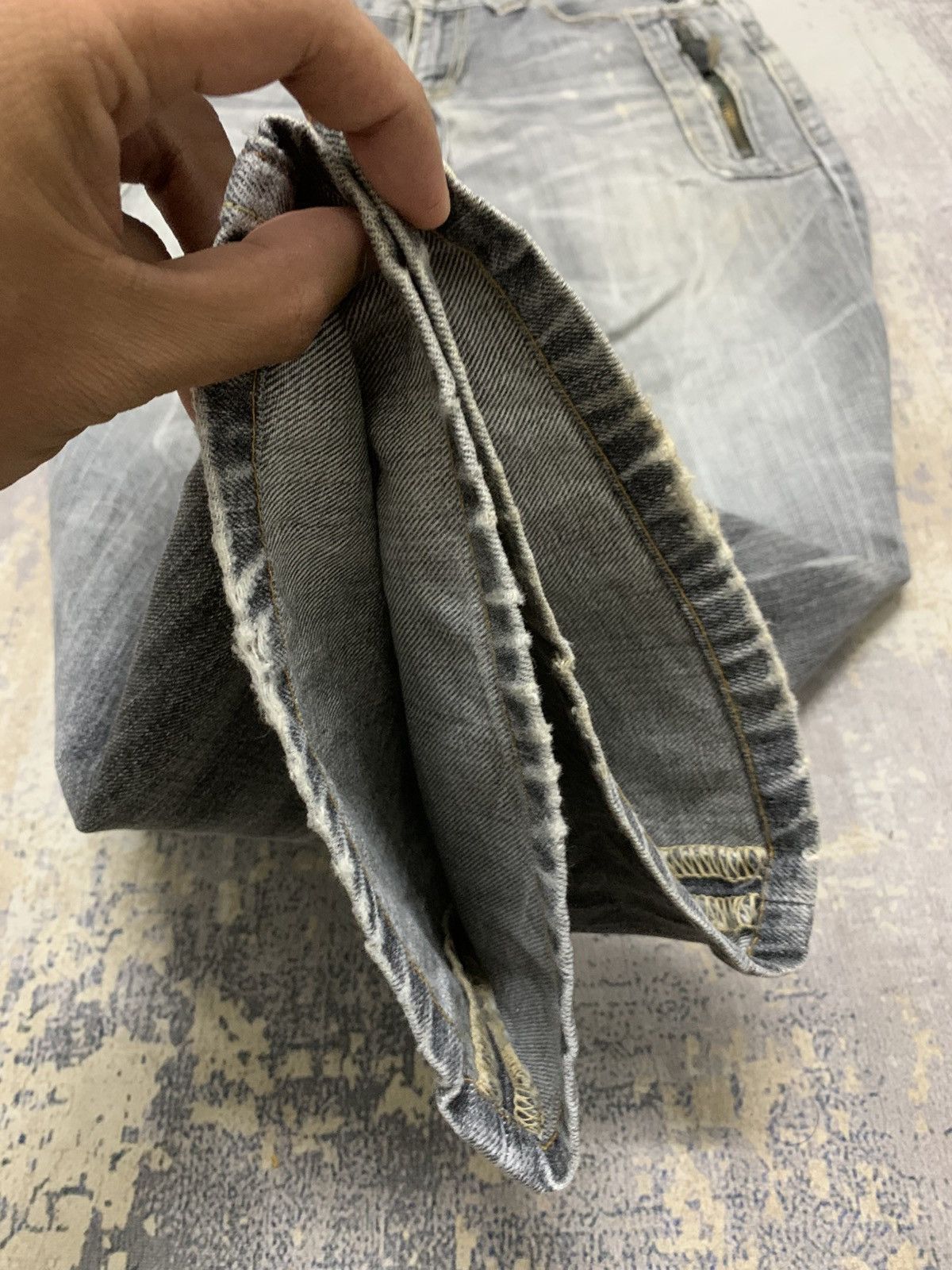 Levi's Levis 507 Flared Jeans Bootcut Clawmark Distressed Jeans Size US 34 / EU 50 - 5 Thumbnail