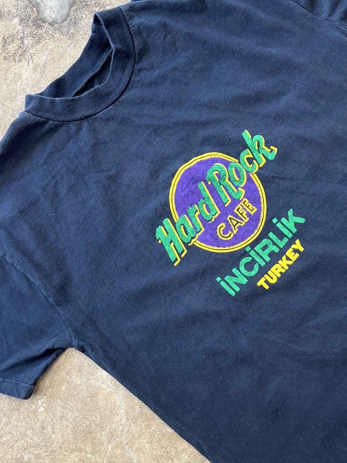Hard Rock Cafe Vintage Hard Rock Cafe Incirlik Turkey Vacation Tee Medium Size US M / EU 48-50 / 2 - 1 Thumbnail