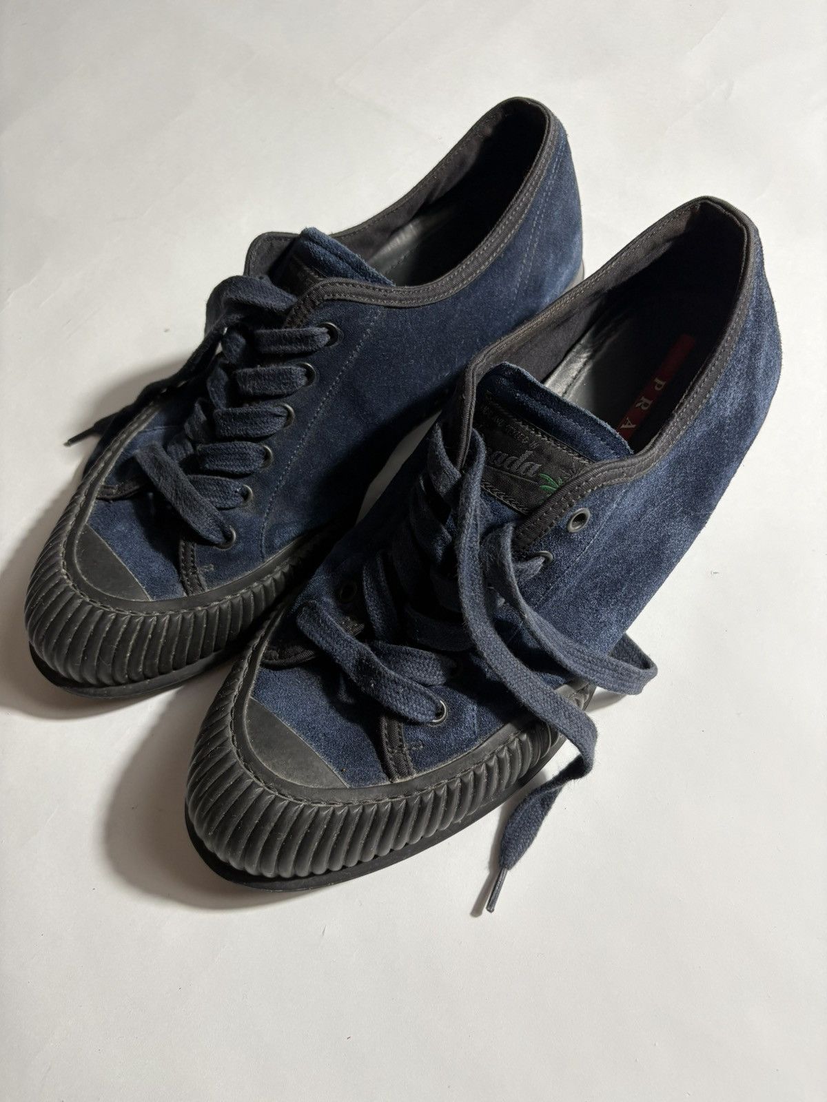 Prada PRADA SUEDE LOW TOP SNEAKER Size US 8 / EU 41 - 3 Thumbnail
