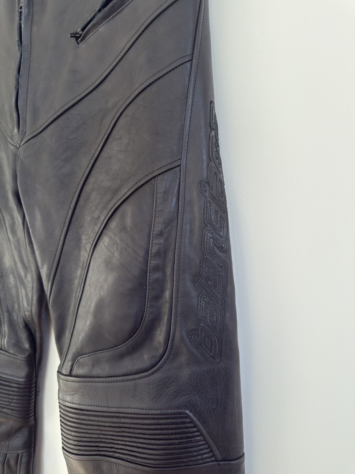 Balenciaga Baenciaga 24FW Low Waist Biker Leather Pants Size US 34 / EU 50 - 3 Thumbnail