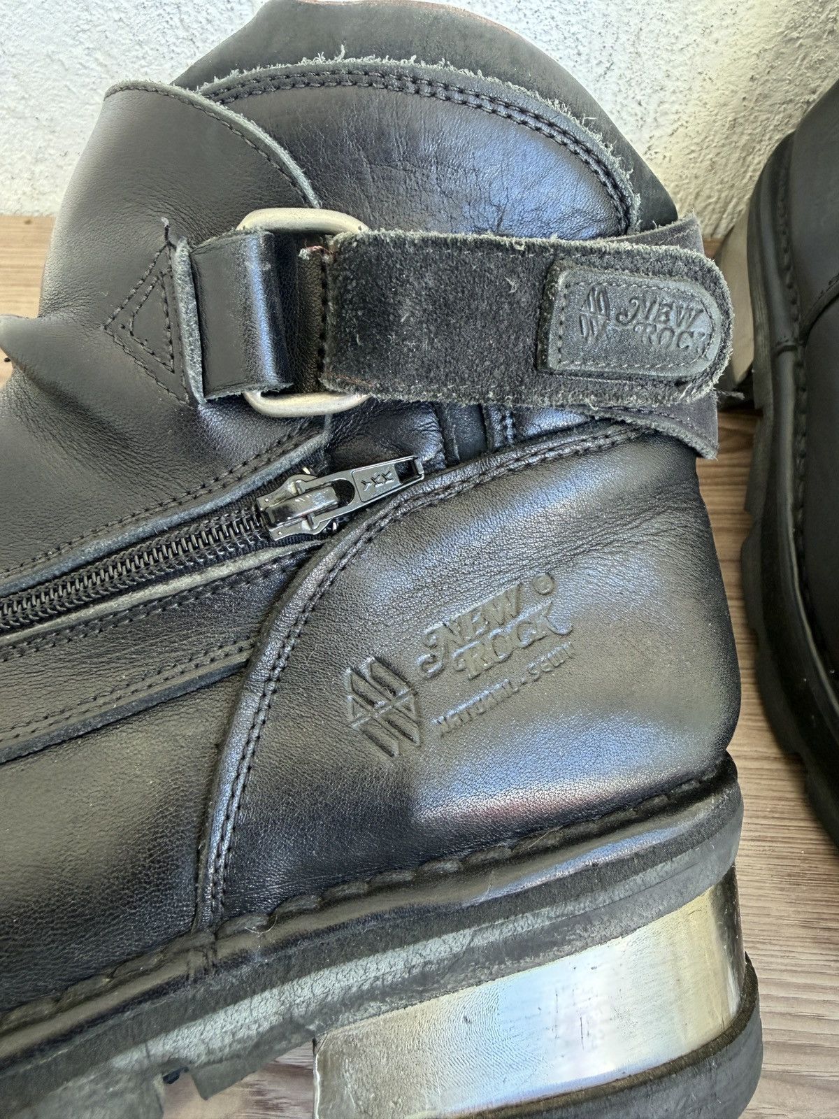 New Rock 90’s rare side zip boot Size US 10 / EU 43 - 7 Thumbnail