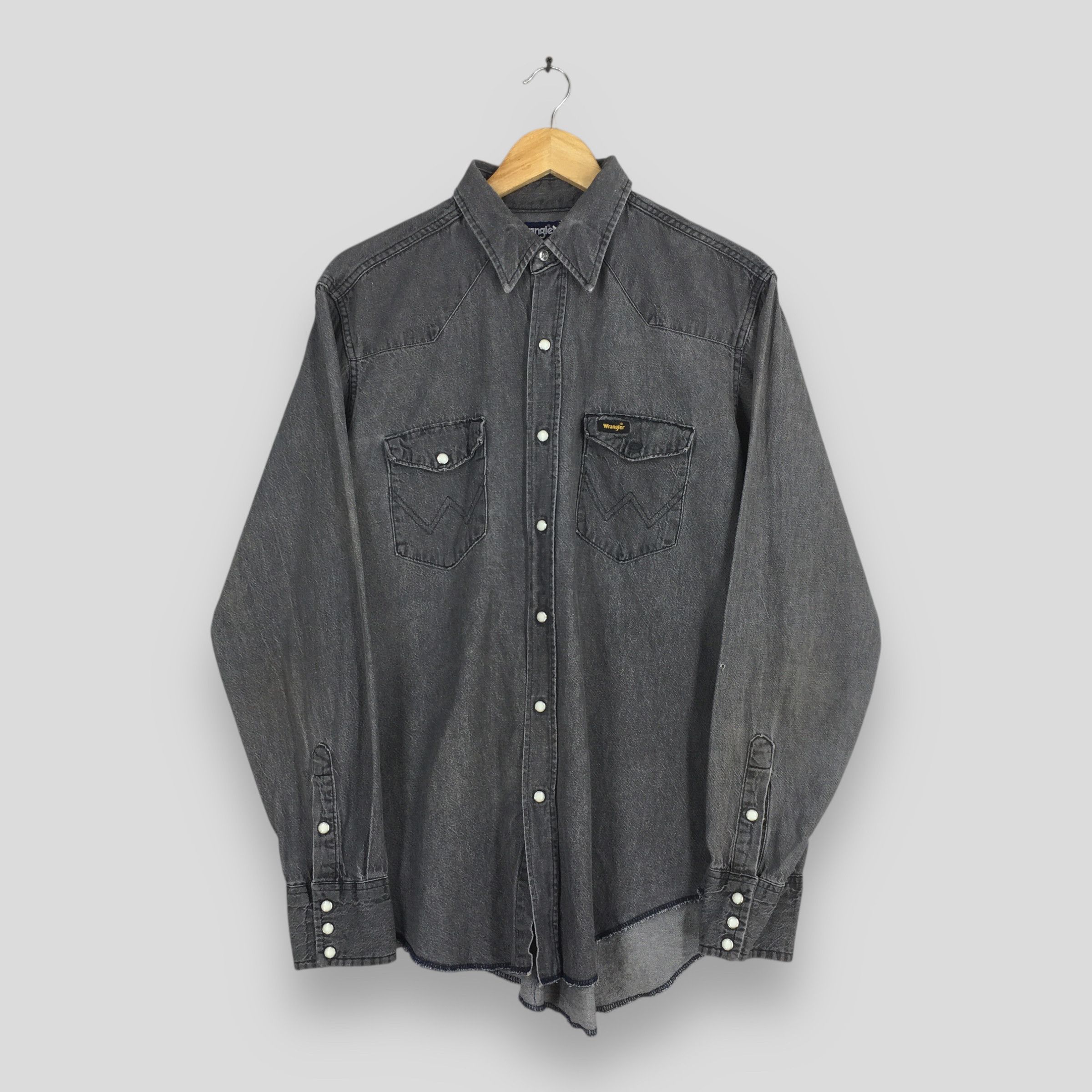 Wrangler Vintage 1990s Wrangler Plain Black Shirt Large Size US L / EU 52-54 / 3 - 1 Thumbnail