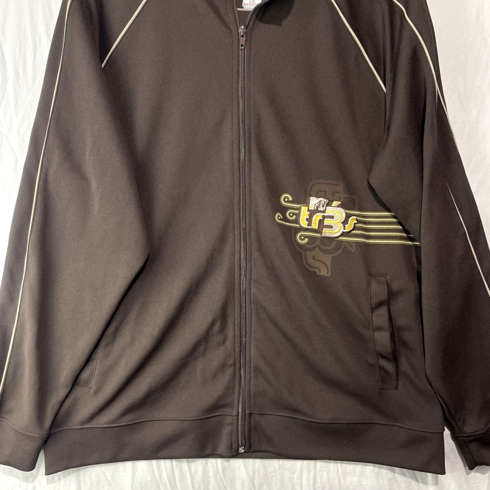 Vintage VINTAGE MTV TRACK JACKET Mens Large Brown Tres Latin Spanish Videos Y2K Full Zip Track Jacket Mens Large Brown Y2K Full Zip MTV Vintage Size US L / EU 52-54 / 3 - 3 Thumbnail