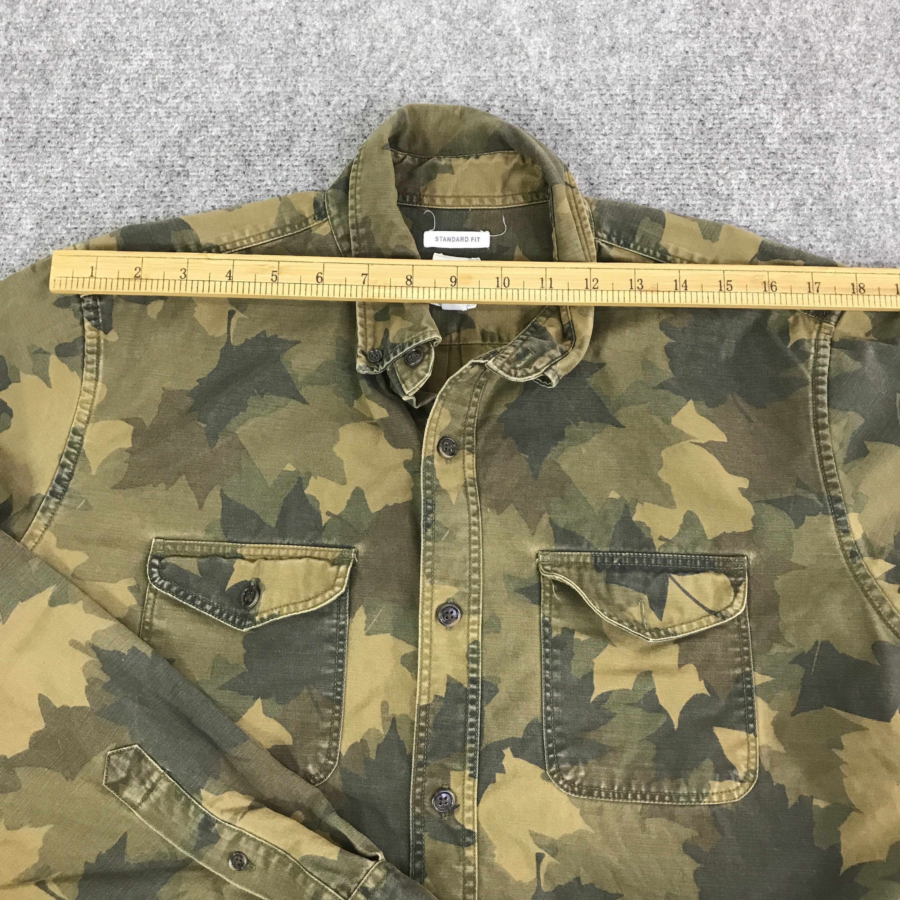 Gap Gap Camo button up shirt K116B13 Size US L / EU 52-54 / 3 - 5 Thumbnail