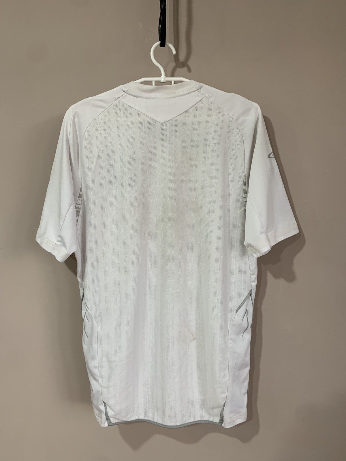 Umbro Everton Away Football Shirt Umbro Soccer Jersey Size M Size US M / EU 48-50 / 2 - 2 Thumbnail