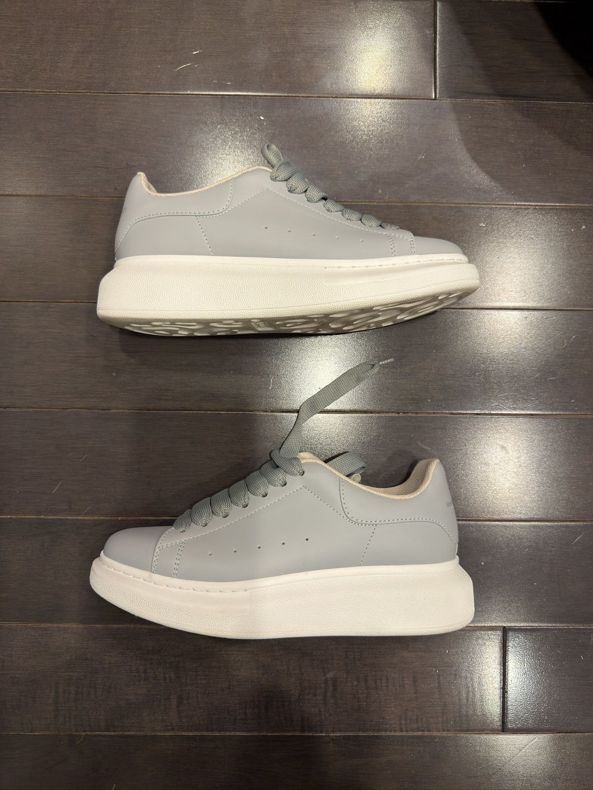 Alexander McQueen Alexander McQueen Oversized sneakers Size US 6 / IT 36 - 1 Thumbnail