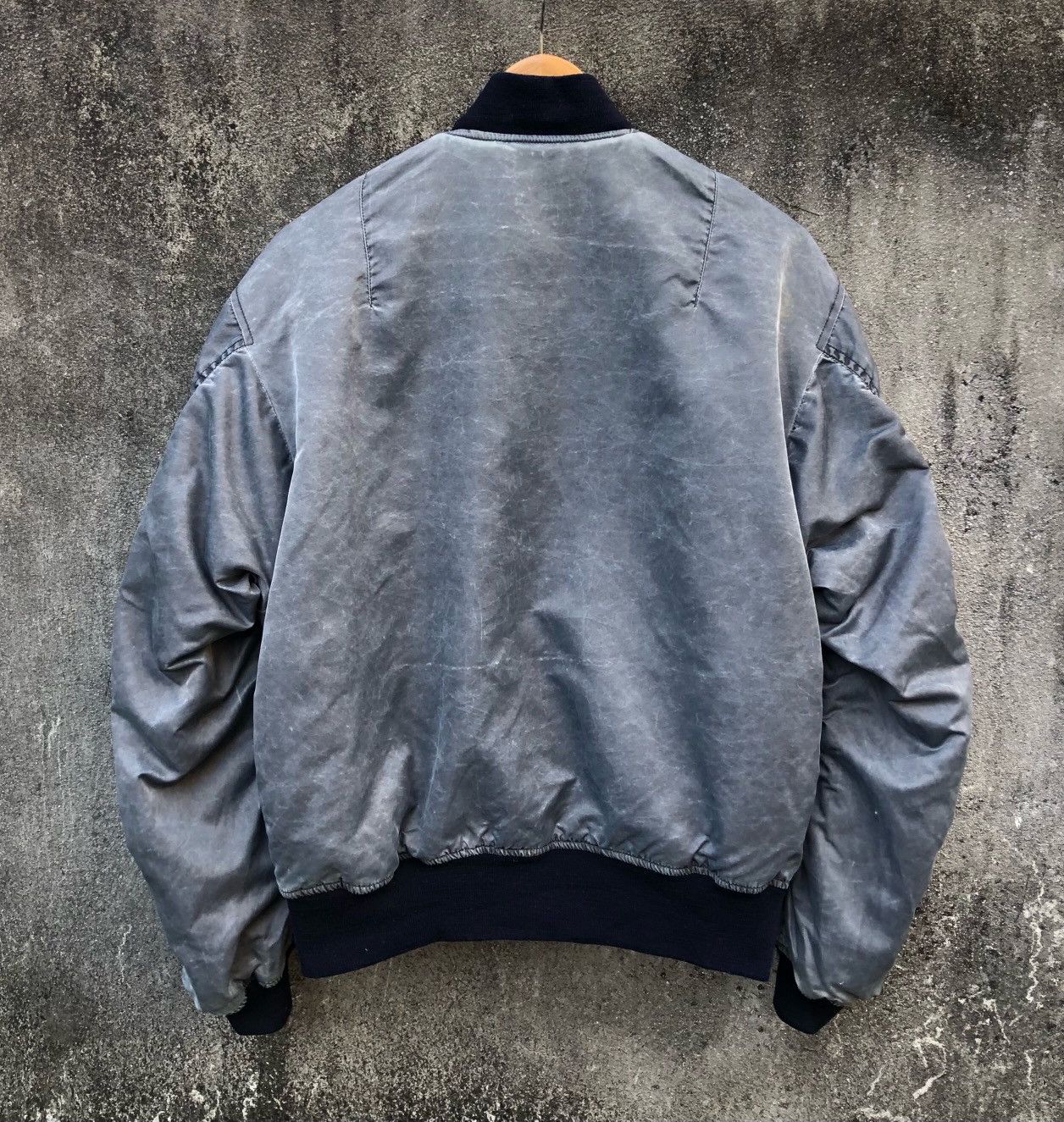 Vintage Vintage Sun Faded Flyers Man Intermediate Ma-1 Bomber Jacket Size US L / EU 52-54 / 3 - 6 Thumbnail