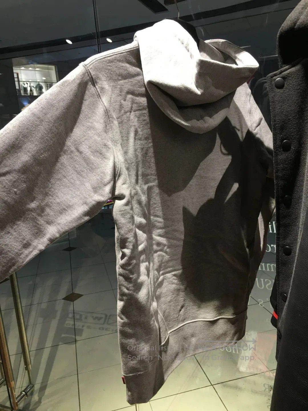 Supreme supreme chrome arc hooded sweatshirt medium. Size US M / EU 48-50 / 2 - 2 Thumbnail