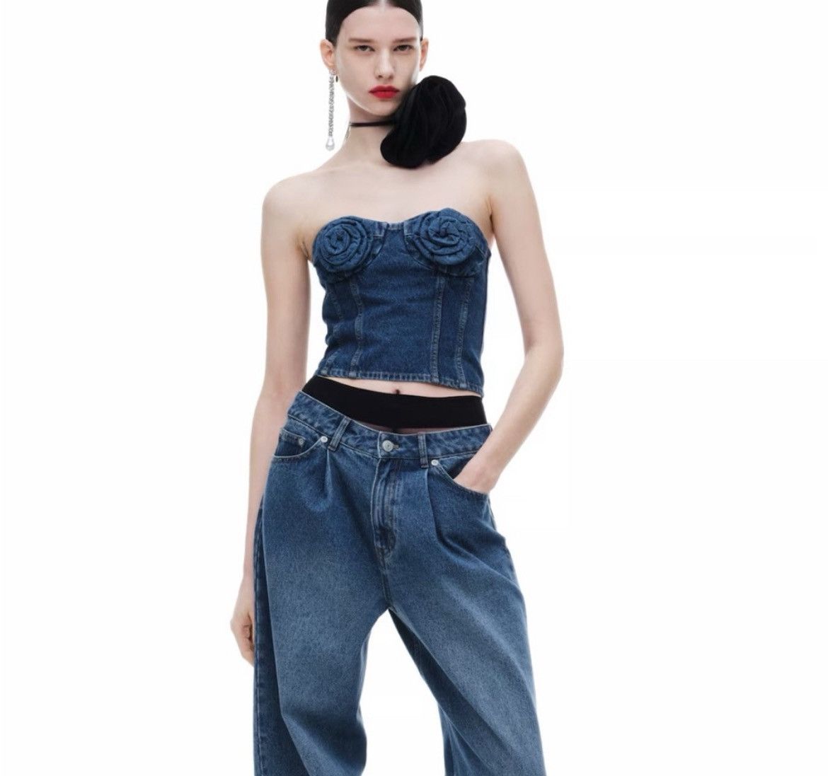 Magda Butrym Magda Butryn H&M bustier rosette top Size XXL / US 16-18 / IT 52-54 - 2 Thumbnail