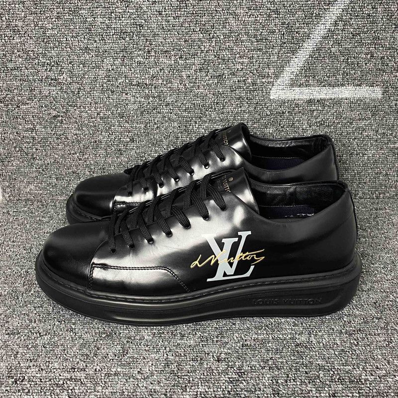 Louis Vuitton Louis Vuitton Beverly Hills Black Low Top Sneakers 0079 Size US 10.5 / EU 43-44 - 1 Thumbnail