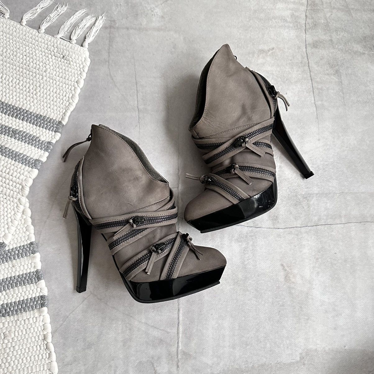 Buffalo London 00s Buffalo London Zipper Heels Leather El Dantes Vibe Size US 8 / IT 38 - 6 Thumbnail