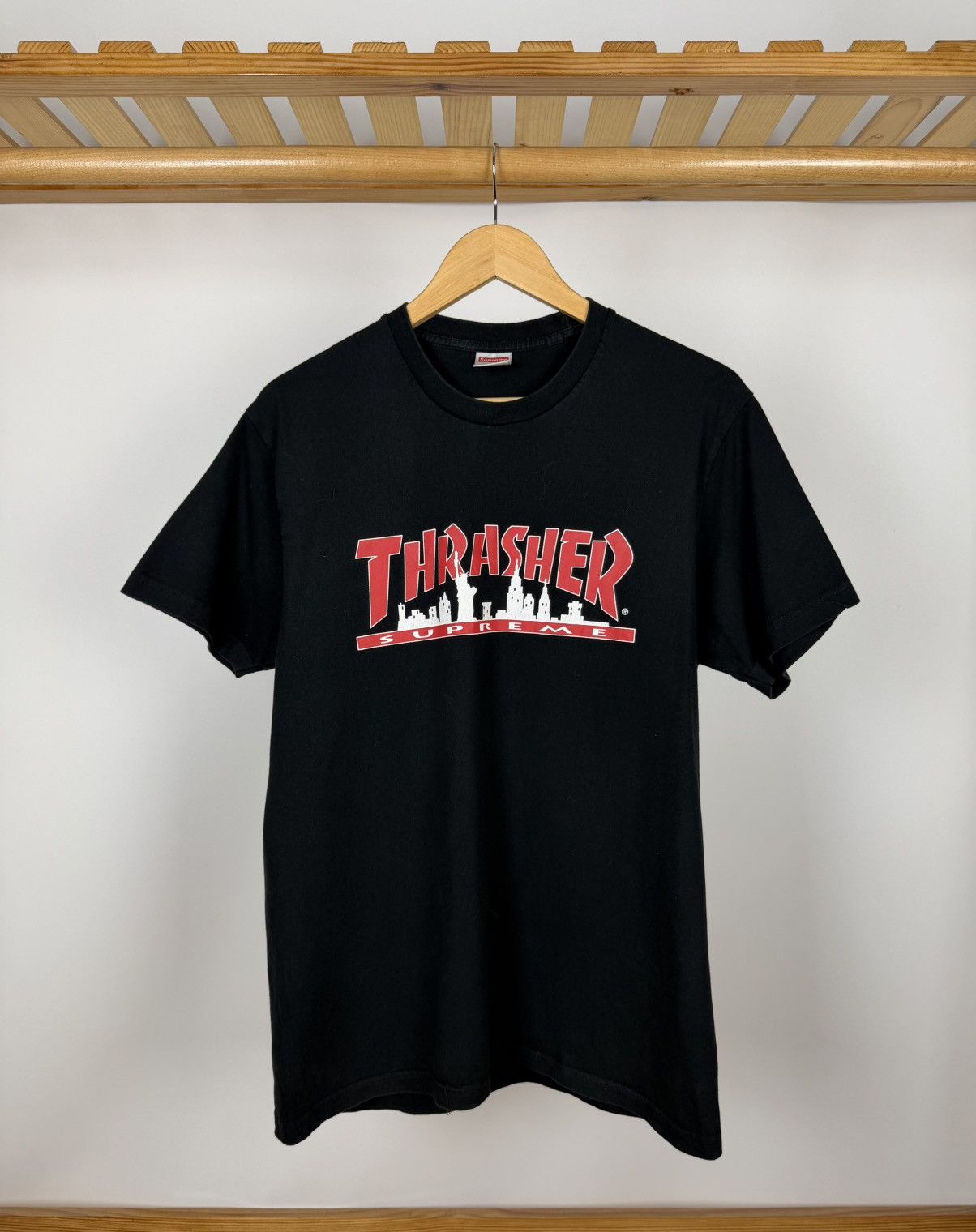 Supreme × Thrasher SUPREME × THRASHER Skyline Tee FW21 Size L Size US L / EU 52-54 / 3 - 1 Thumbnail