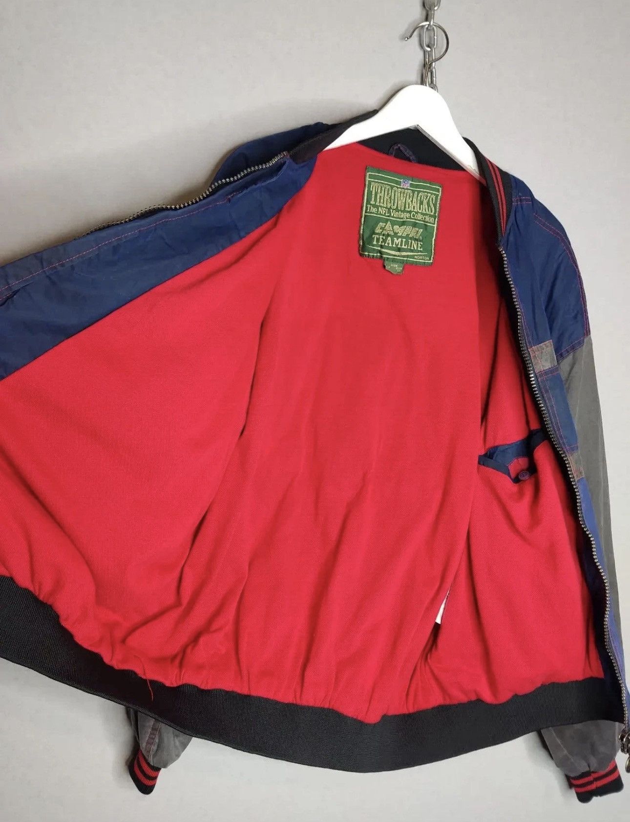 NFL NFL New York Giants Throwbacks Vintage Bomber Jacket Size US XL / EU 56 / 4 - 4 Thumbnail