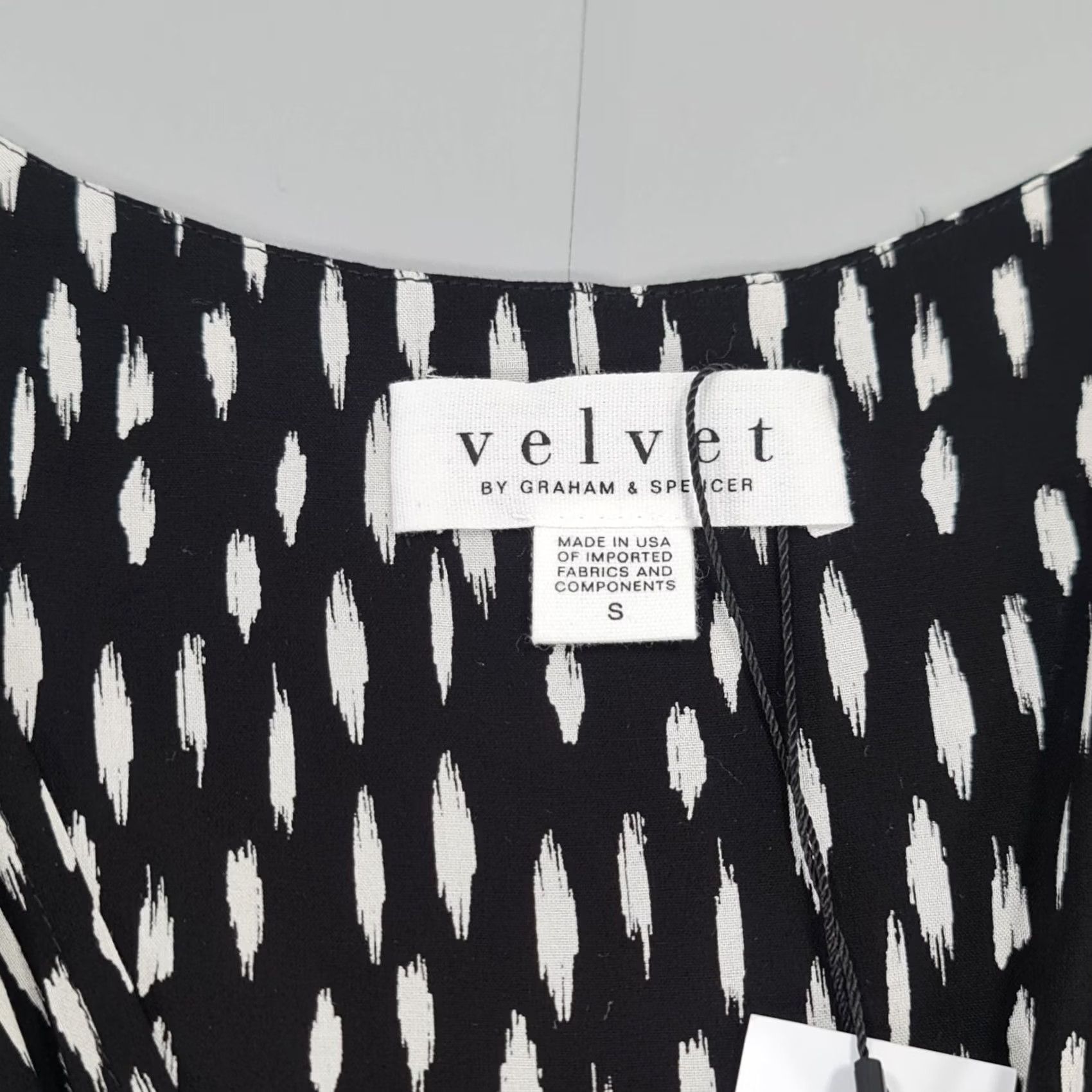 Velvet Velvet by Graham & Spencer Dress Womens Short Sleeve V-Neck Knee Length Wrap Black Small Size 28" / US 6 / IT 42 - 7 Thumbnail