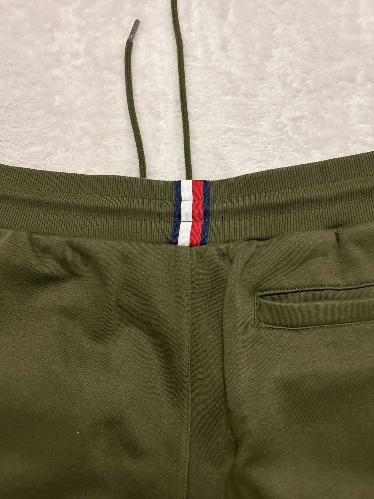 Tommy Hilfiger Tommy Hilfiger sweatpants/joggers Size US 33 - 4 Thumbnail