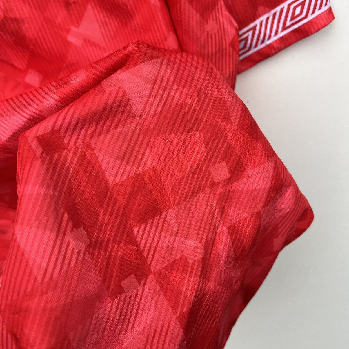 Umbro Vintage Wales 1990-1992 Soccer Jersey Umbro football t shirt Size US L / EU 52-54 / 3 - 8 Thumbnail