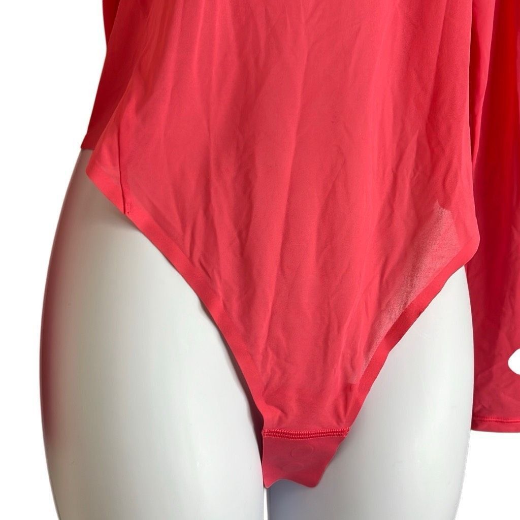 Lululemon Lululemon Womens Large Pink Mesh Nulu Crewneck Long-sleeve B Size L / US 10 / IT 46 - 4 Thumbnail