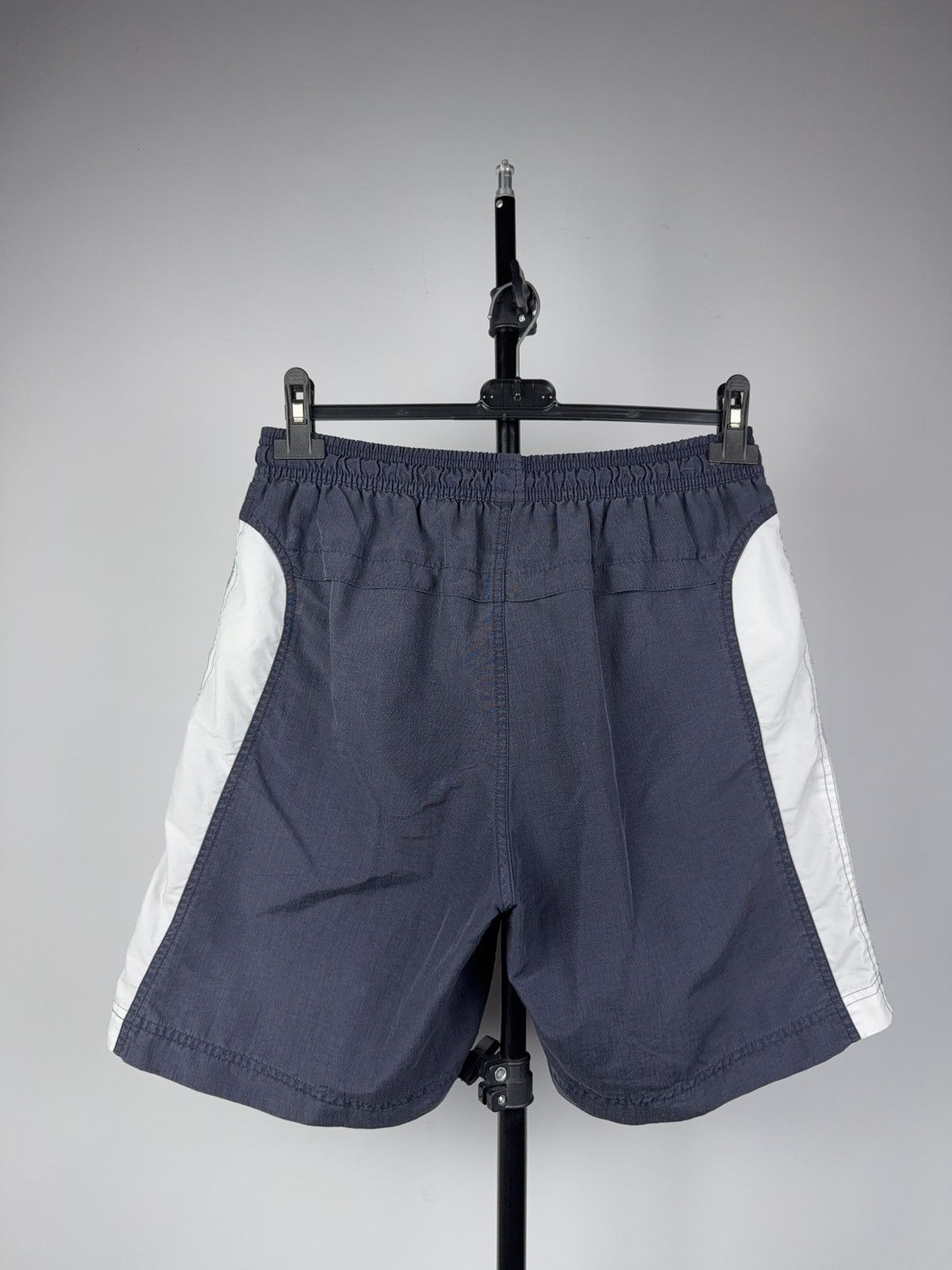 Puma Vintage 90s Retro Puma Navy Athletic Shorts S Mesh Lined Size US 30 / EU 46 - 5 Thumbnail