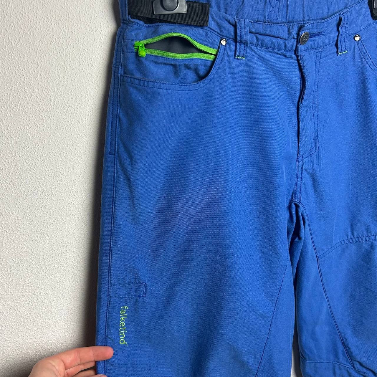 Norrona Mens Norrona Small logo Multipocket blue outdoor shorts Size US 32 / EU 48 - 2 Thumbnail