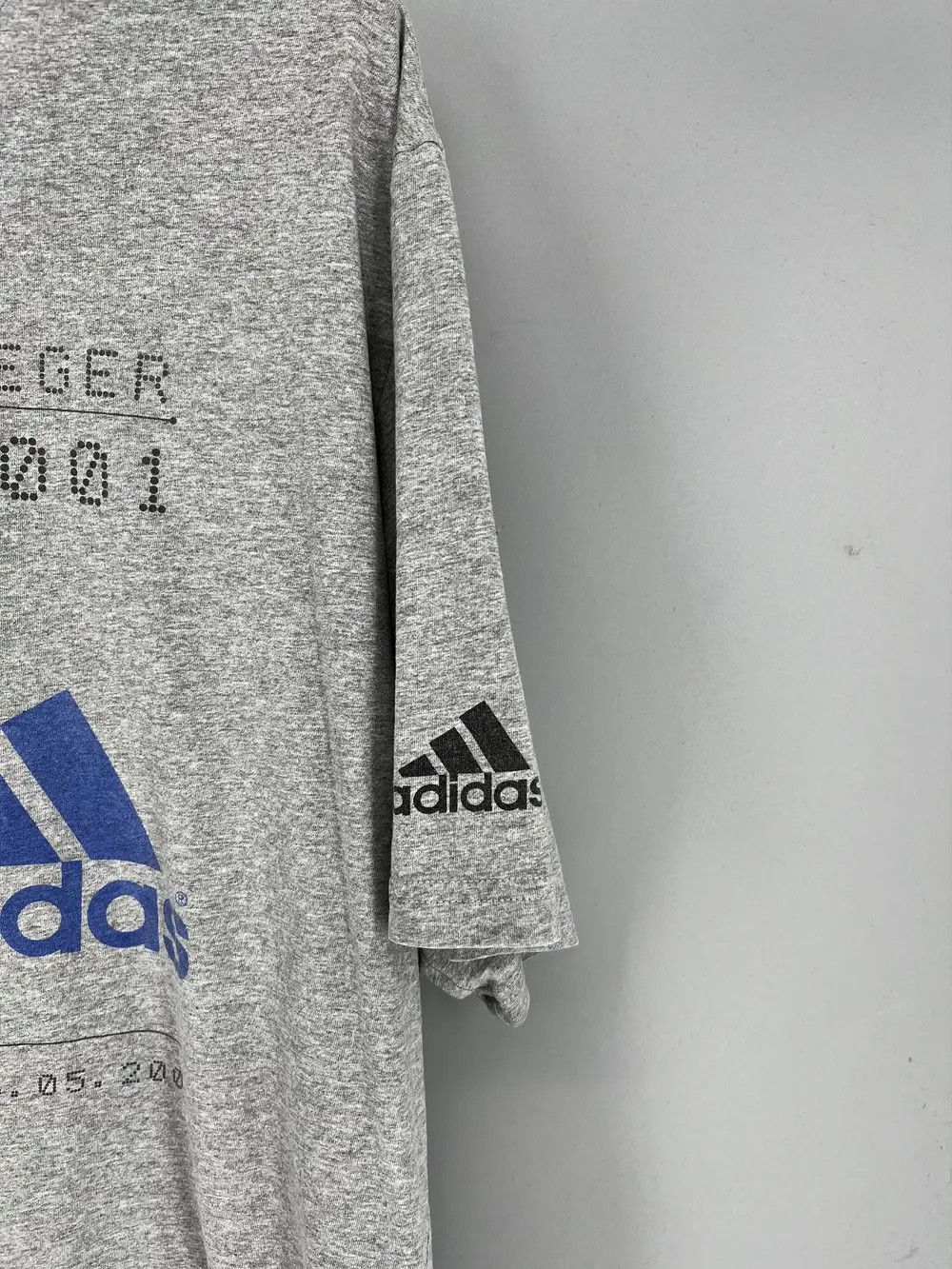 Adidas Adidas Schalke 04 Pokalsieger Cup Sieger Vintage T-shirt 00s Size US XL / EU 56 / 4 - 7 Thumbnail