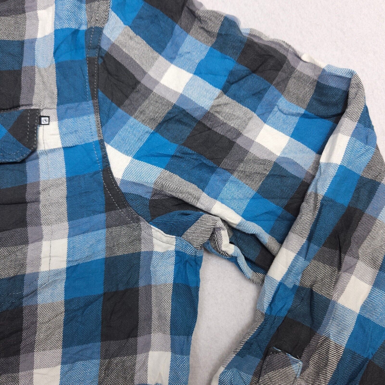 Ocean Current Ocean Current Gingham Flannel Button Shirt Mens Size L Blue Size US L / EU 52-54 / 3 - 4 Thumbnail