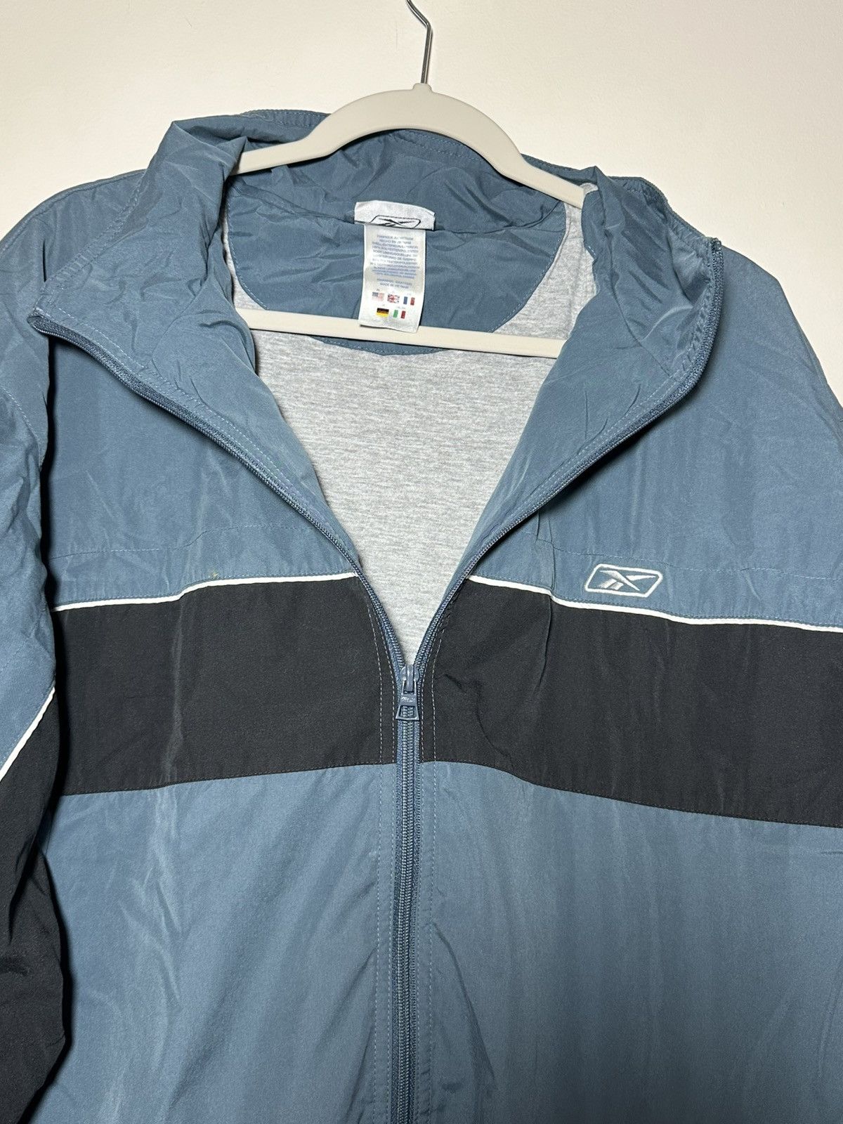 Reebok Vintage Reebok Blue Windbreaker Jacket with White Stripes Size US XL / EU 56 / 4 - 3 Thumbnail