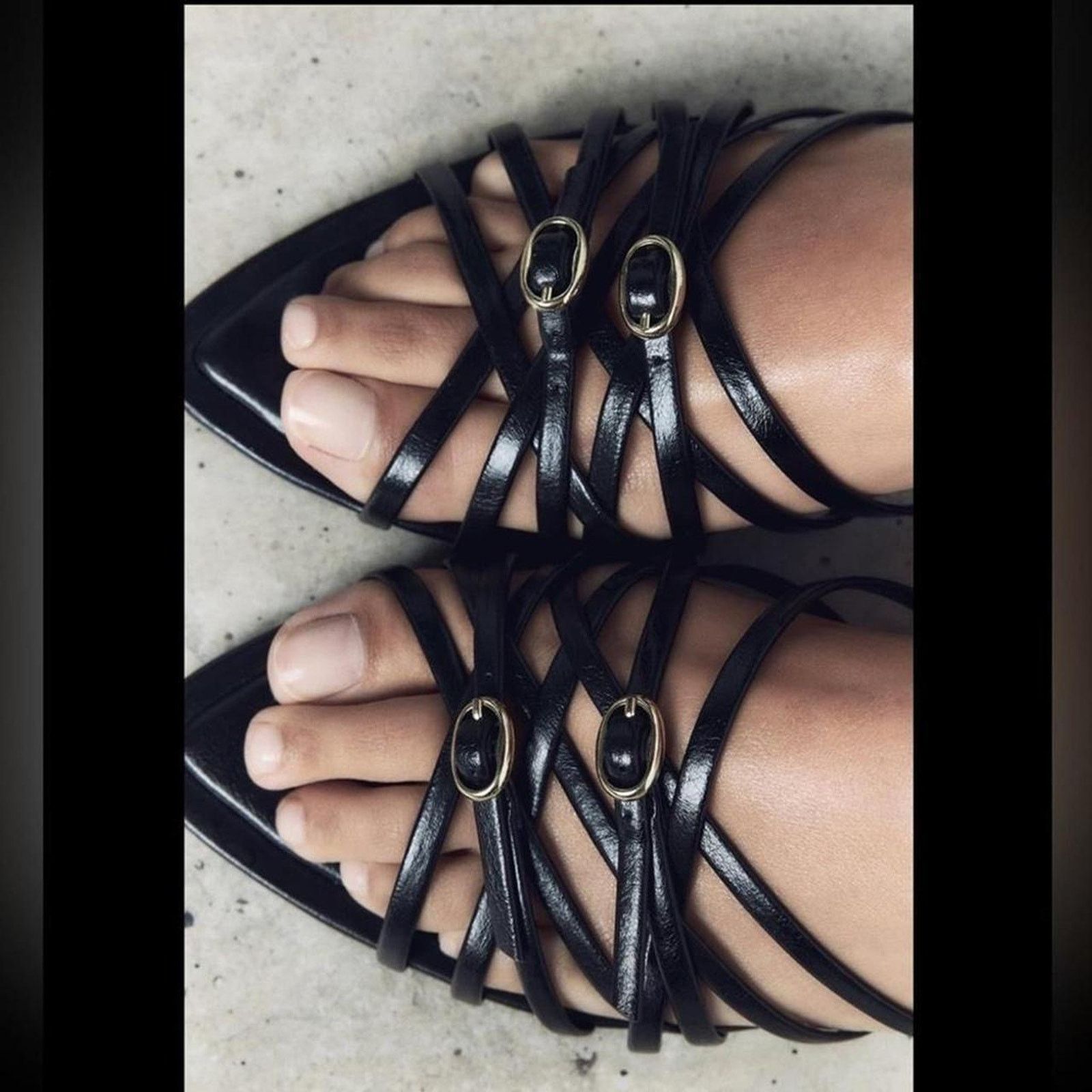 Zara Flat sandals with thin crossed straps - Size 75 or 38 Size US 7.5 / IT 37.5 - 7 Thumbnail