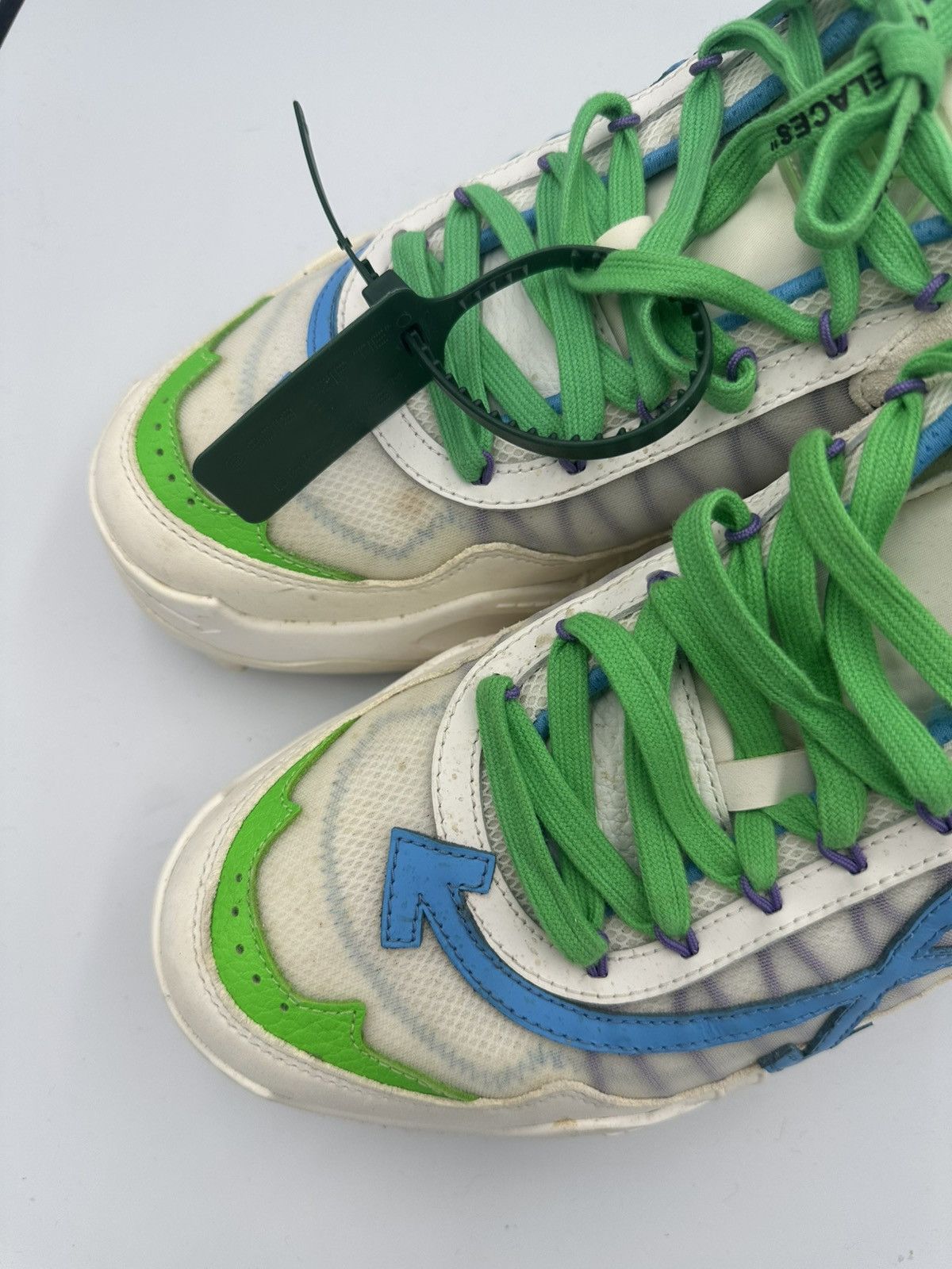 Off-White OFF WHITE ARROW SNEAKERS Size US 13 / EU 46 - 13 Thumbnail