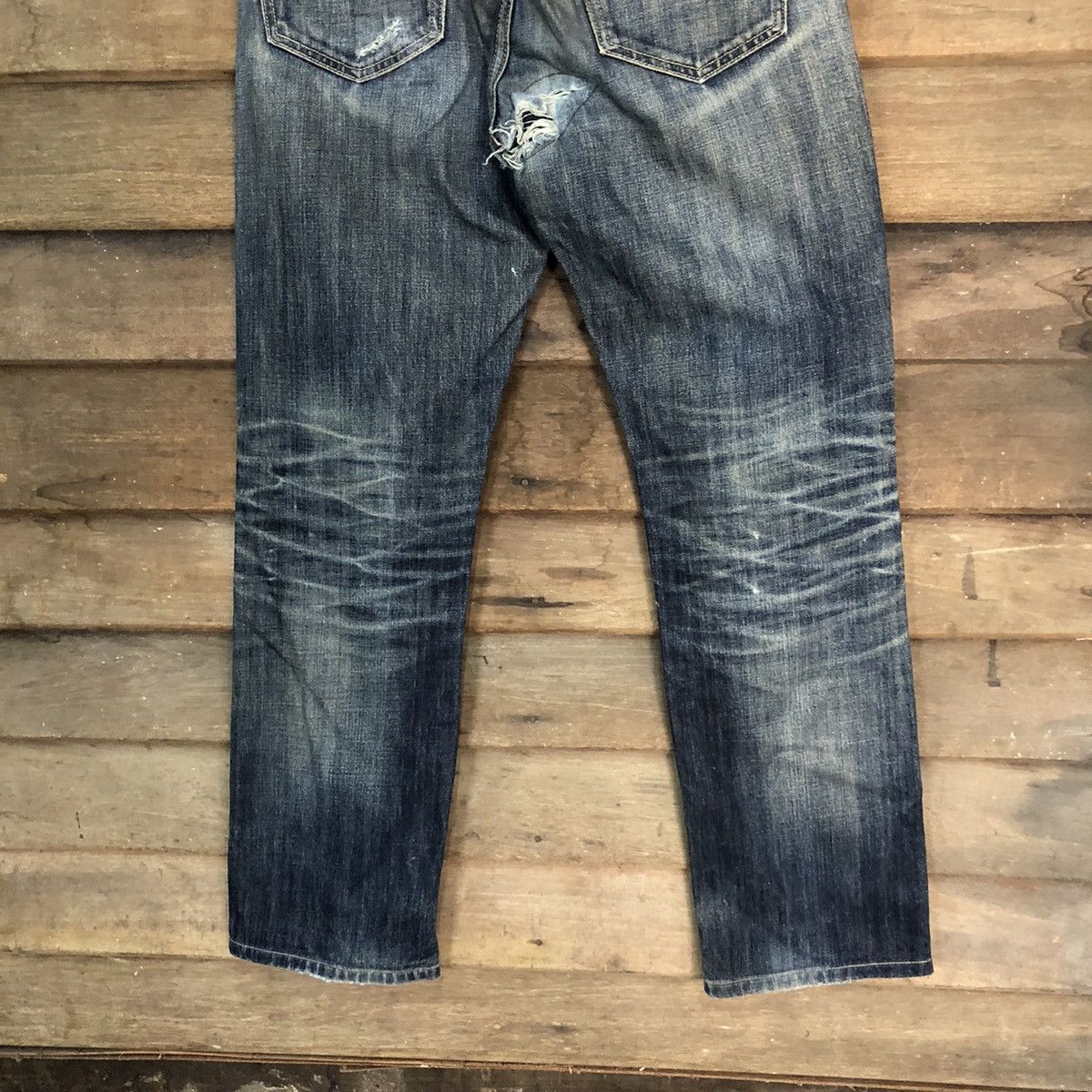 Uniqlo Uniqlo UJ faded Blue ripped distressed Denim Pants #7307 Size US 30 / EU 46 - 14 Thumbnail