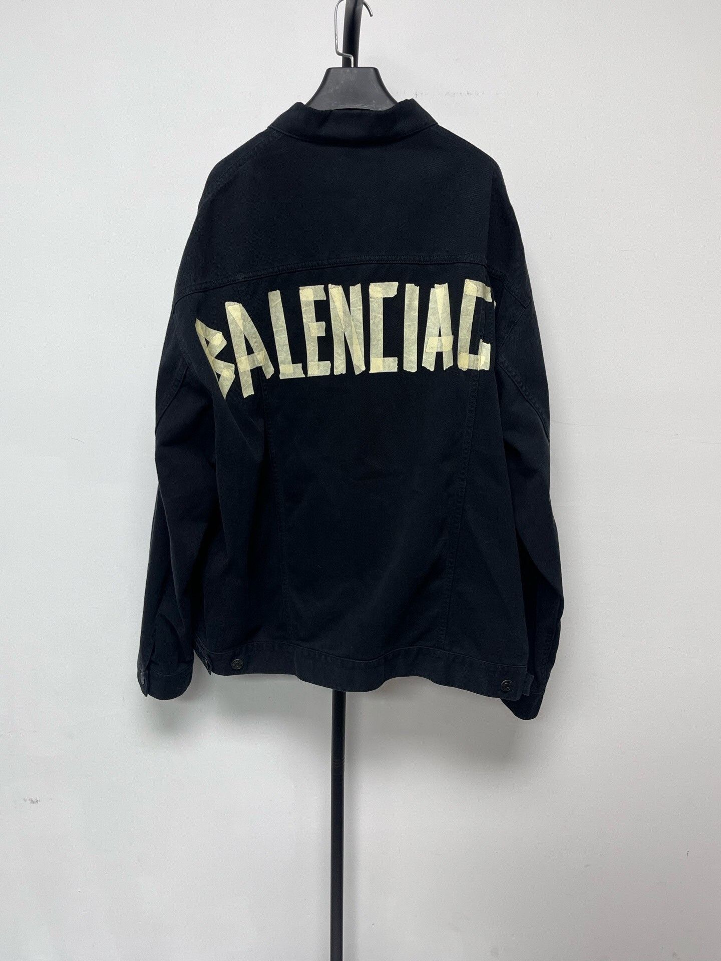 Balenciaga Balenciaga Logo Print Long Sleeve Denim Jacket Size US M / EU 48-50 / 2 - 1 Thumbnail