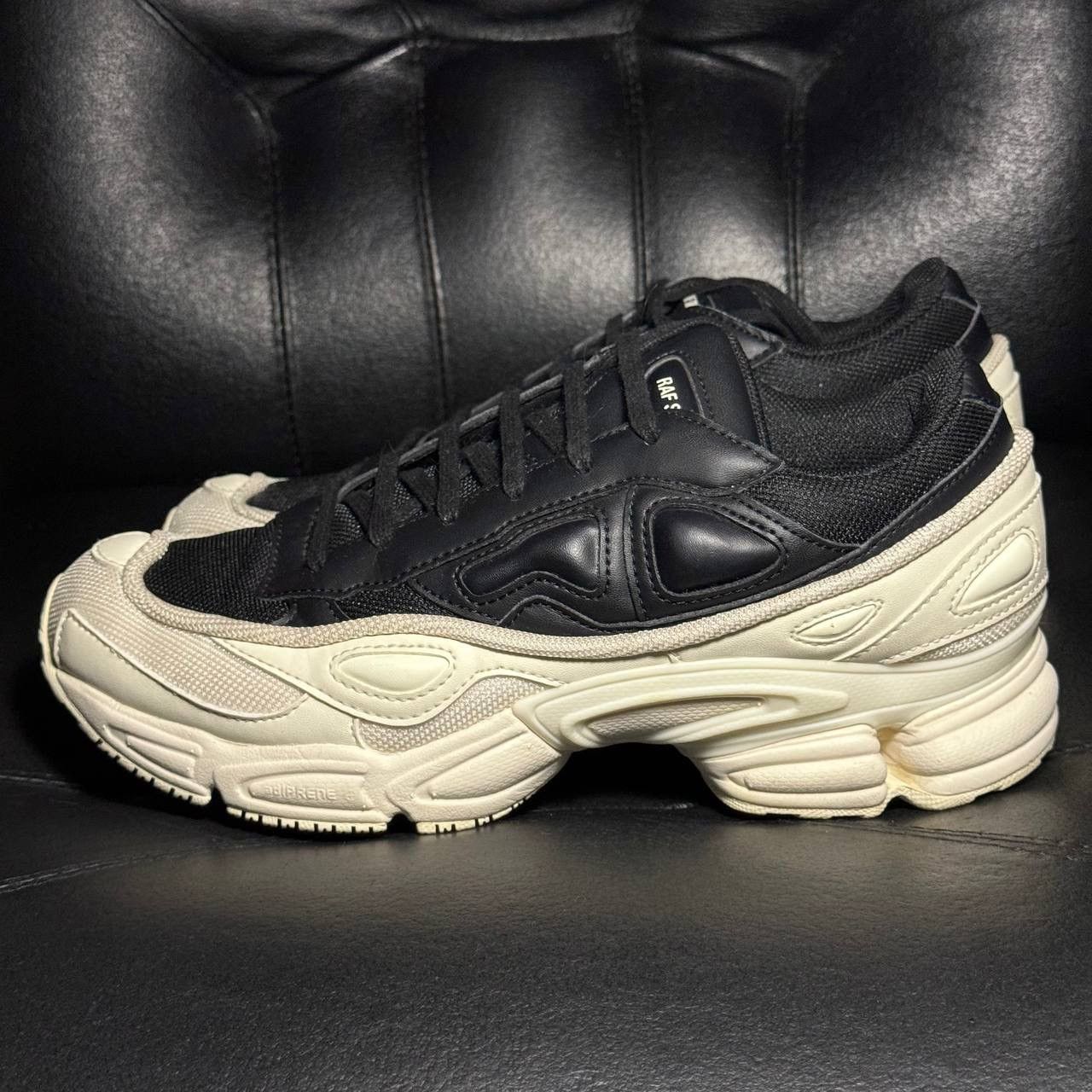 Adidas × Raf Simons 6,5us Adidas Raf Simons Ozweego Cream White Size US 6.5 / EU 39-40 - 3 Thumbnail