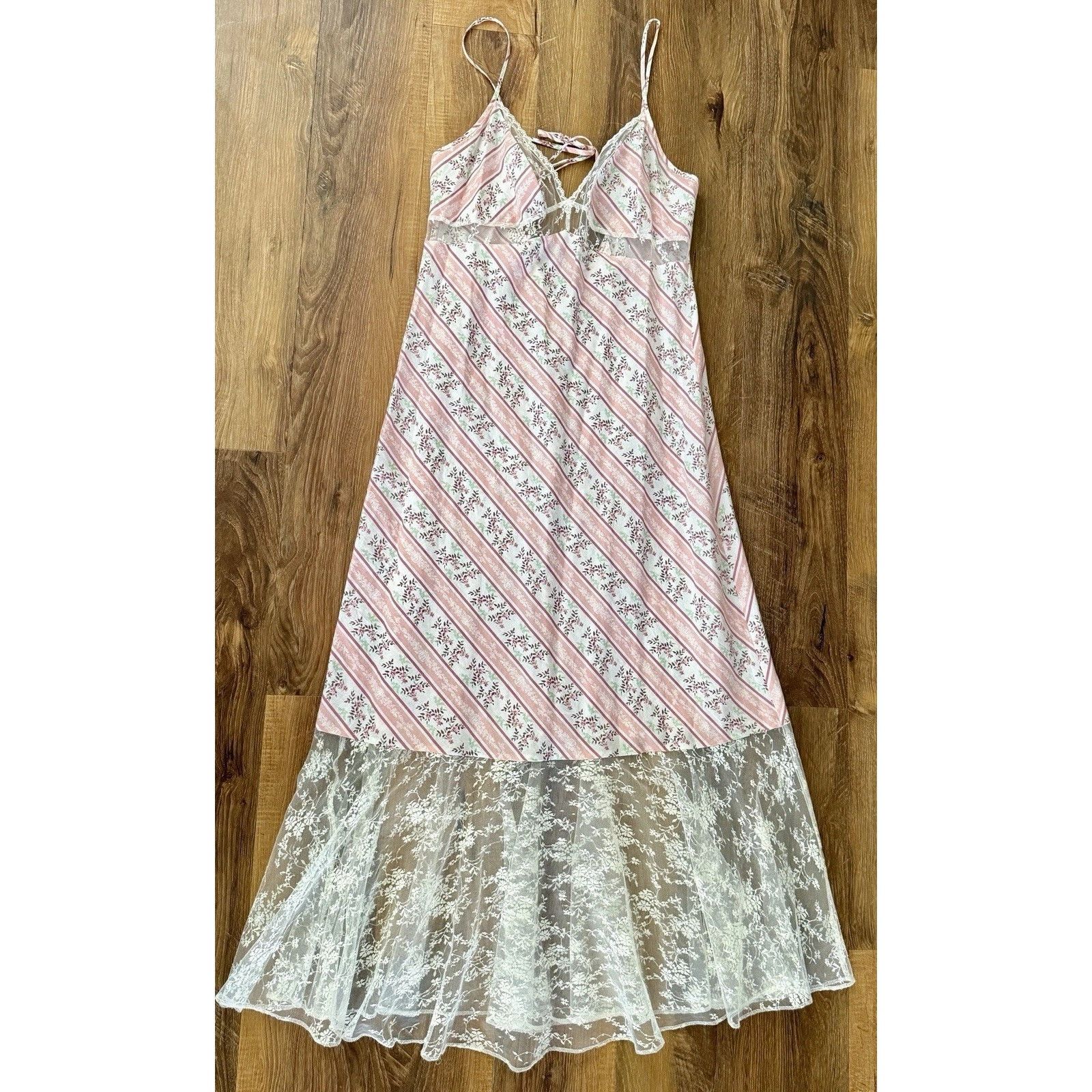 Victoria's Secret VTG Victoria's Secret Long Pink White Floral Nightgown Size ONE SIZE - 2 Thumbnail