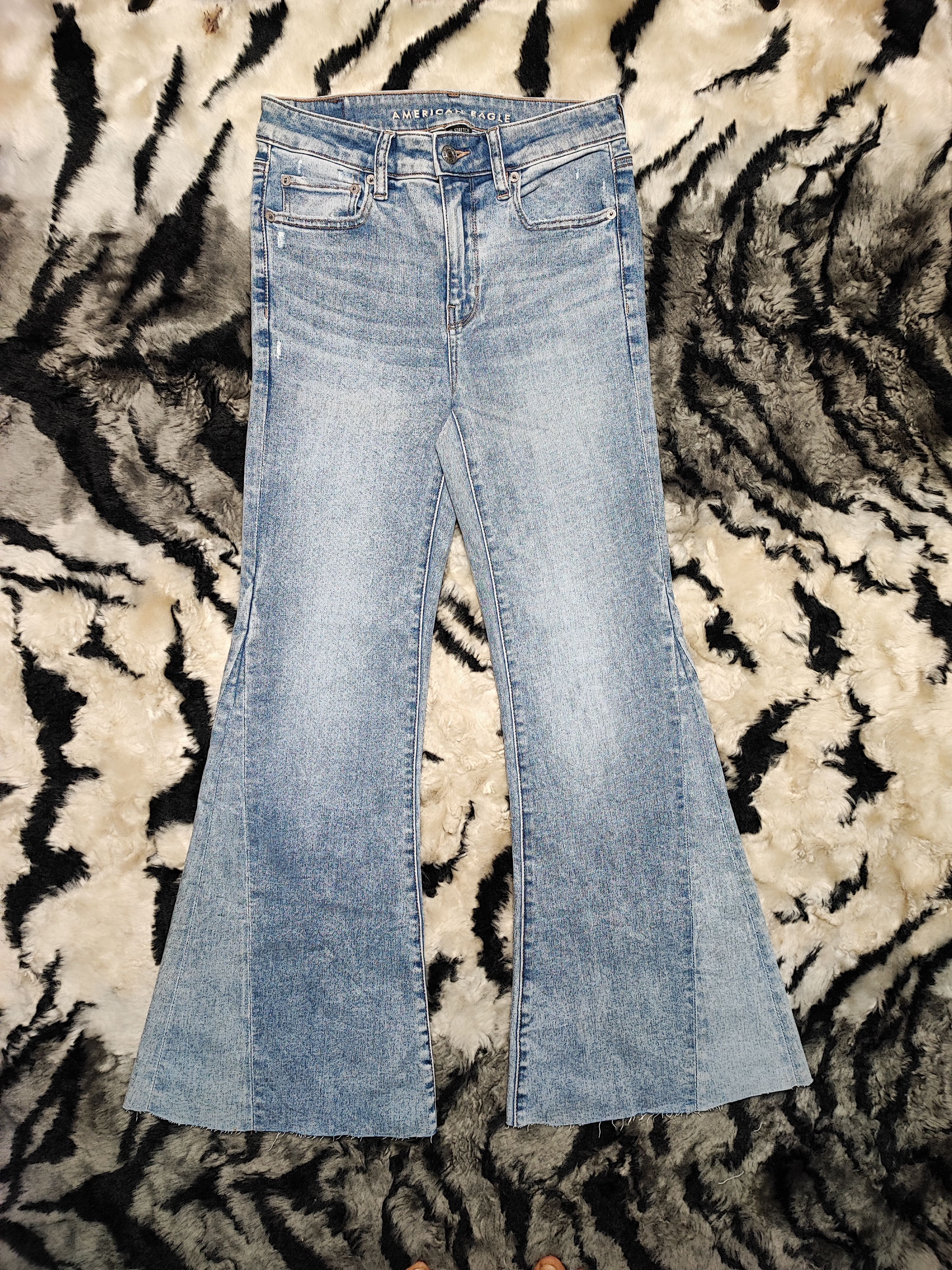 American Eagle Outfitters × Jean FLARED JEANS By AMERICAN EAGLE Size US 26 / EU 42 - 2 Thumbnail