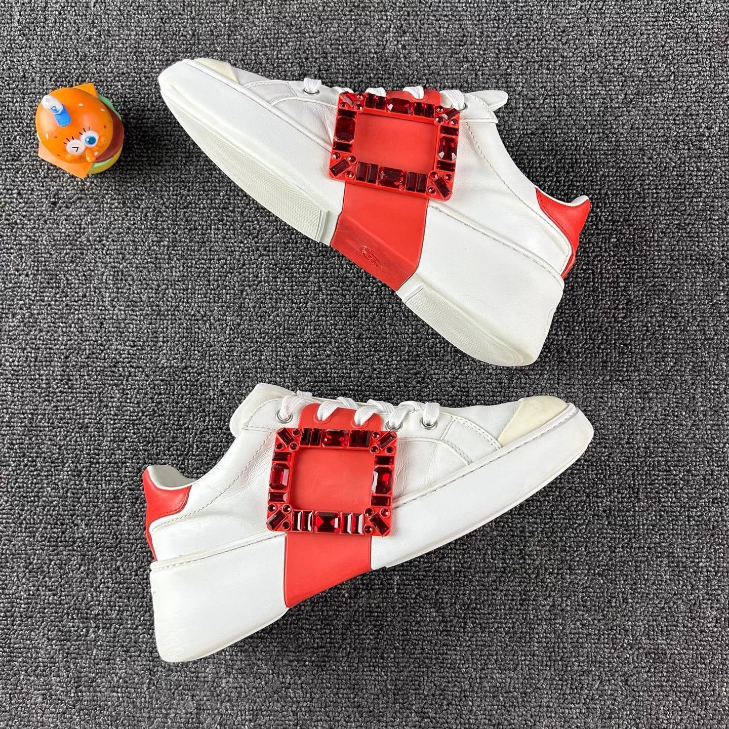 Roger Vivier Roger Vivier Pavé Buckle Casual Sneakers EU 37.5 Size US 6.5 / IT 36.5 - 4 Thumbnail