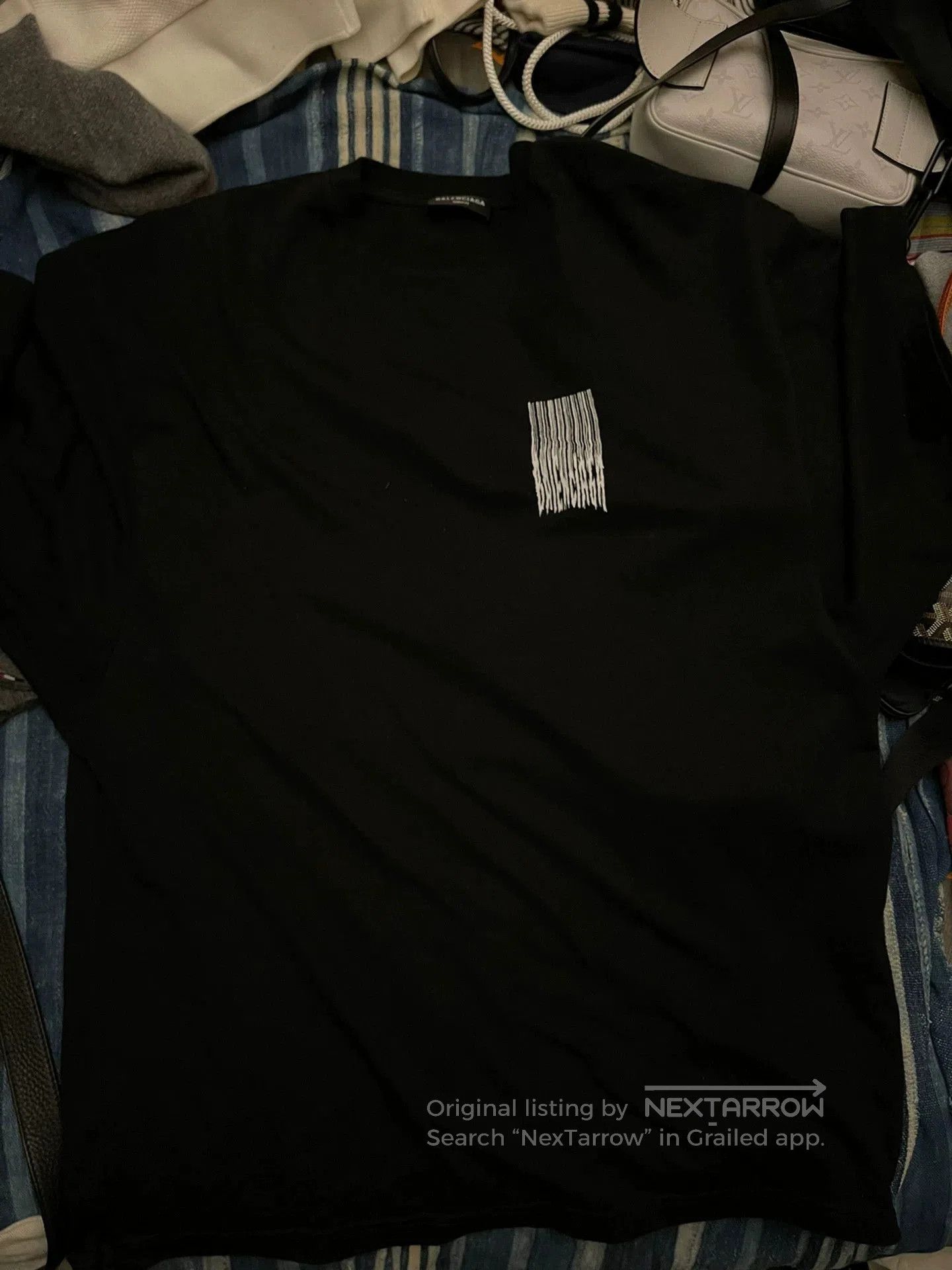 Balenciaga balenciaga black waterfall logo tee. Size XS / US 0-2 / IT 36-38 - 1 Thumbnail