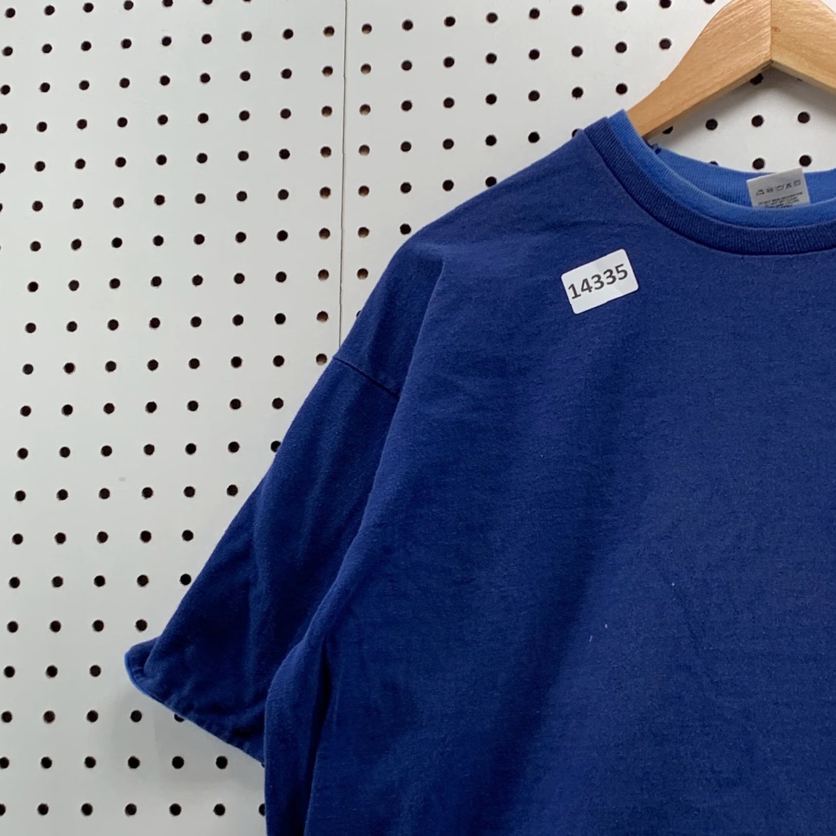 Fruit Of The Loom VINTAGE Fruit Of The Loom Crew Neck Blue Short Sleeve XL VTG unisex Adults 80s 90s T-Shirt Size US 36 / EU 52 - 3 Thumbnail