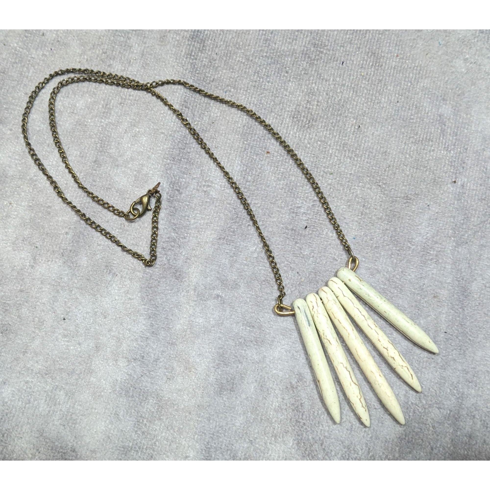 Other Howlite Graduated Spike White And Gold Tone Pendant Necklace Size ONE SIZE - 6 Thumbnail