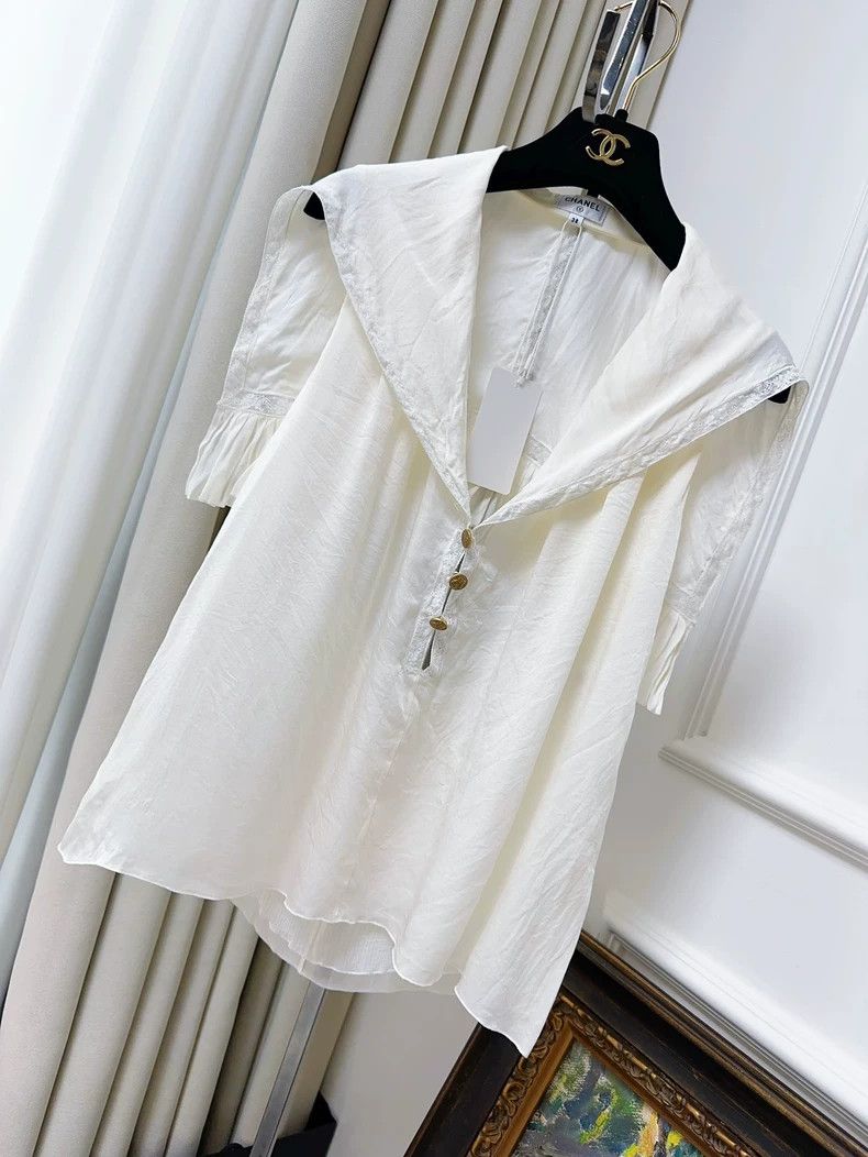Chanel Chanel White mulberry silk strap vest Size XS / US 0-2 / IT 36-38 - 1 Thumbnail