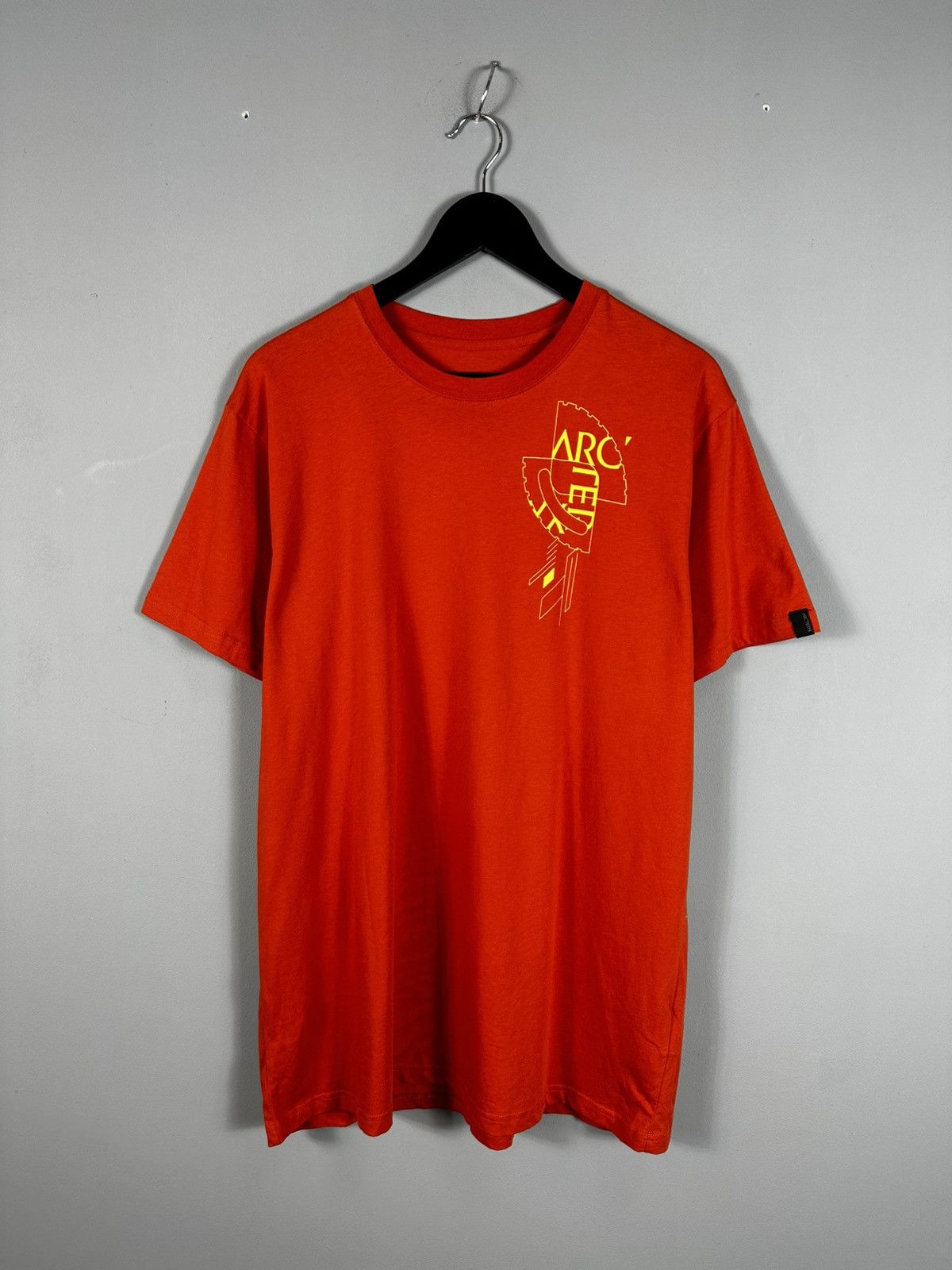 Other Arcteryx T-Shirt Outdoor Tee Streetwear Size US XL / EU 56 / 4 - 2 Thumbnail