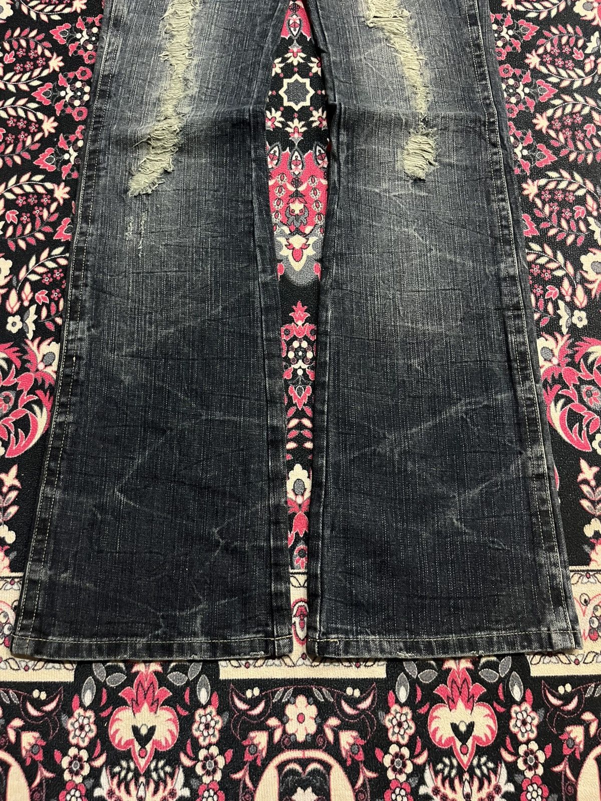 If Six Was Nine Japanese Brand Cook Cracked Washed Distressed Flare Jeans Size 30" / US 8 / IT 44 - 8 Thumbnail