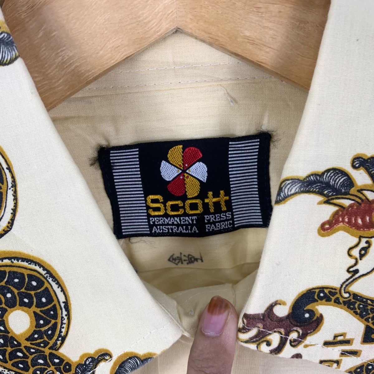 Vintage Vintage SCOTT AUSTRALIA ABORIGINAL Aztec Casual Tee Shirt Size US S / EU 44-46 / 1 - 6 Thumbnail