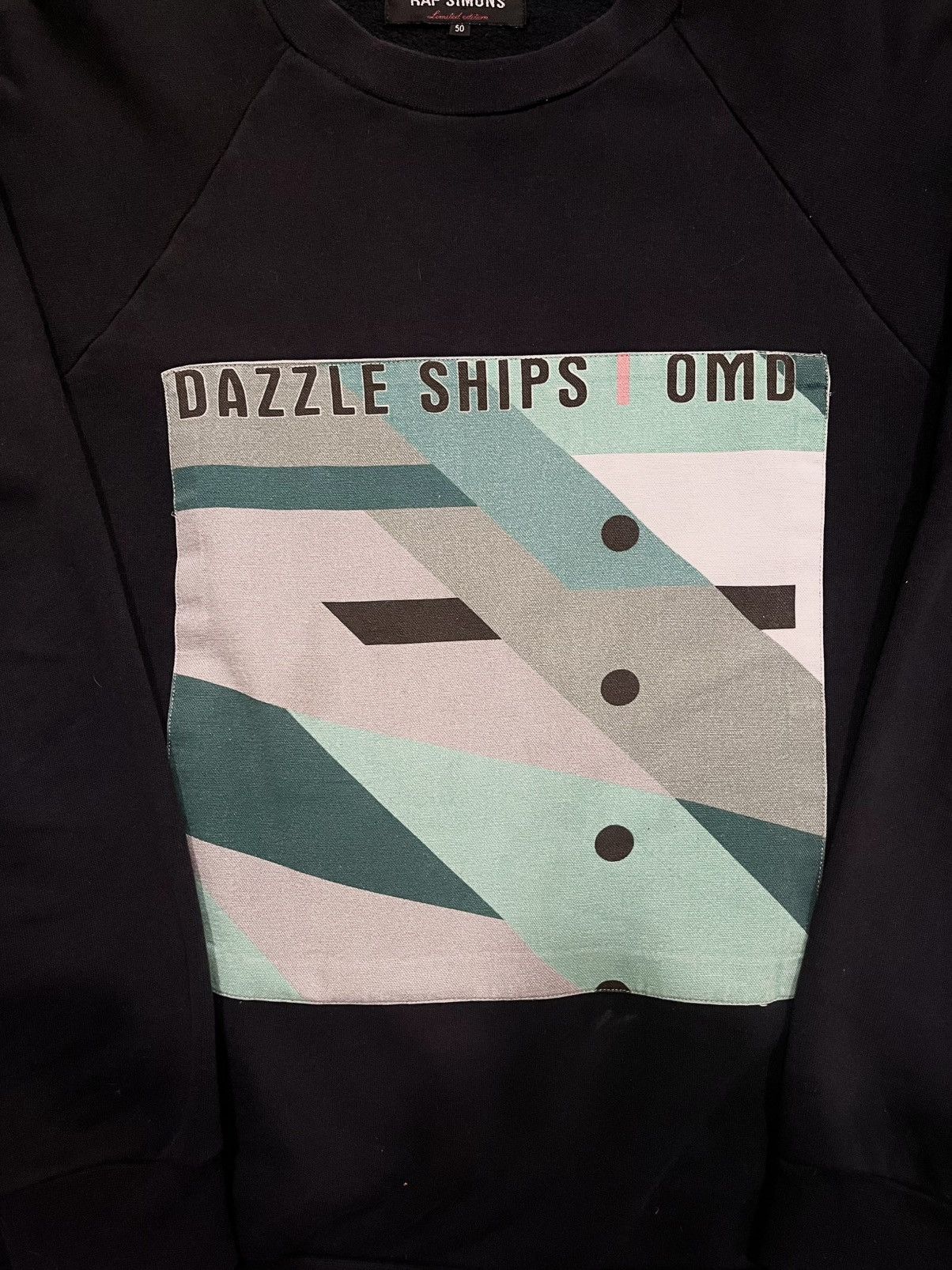 Raf Simons Raf Simons AW03 “Closer” Sample Dazzle Ships Crewneck Size US M / EU 48-50 / 2 - 2 Thumbnail