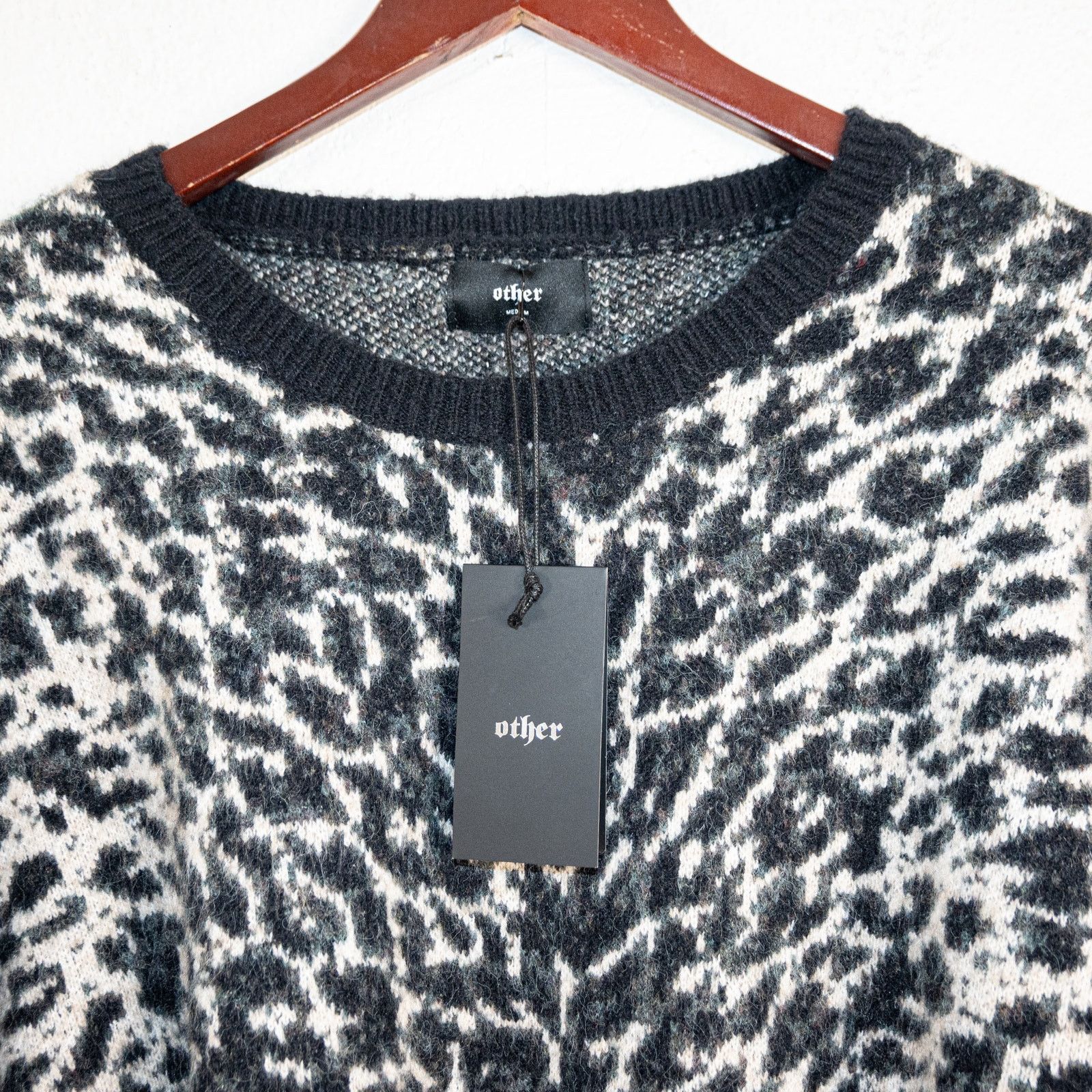 Other UK Other UK Rock n Roll Clothing Leopard Sweater distressed Size US M / EU 48-50 / 2 - 5 Thumbnail
