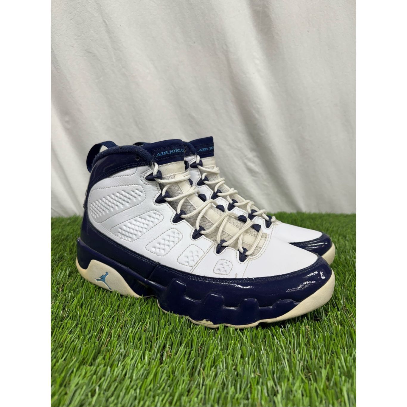 Jordan Brand Size 9.5 - Air Jordan 9 Retro UNC Patent Blue white fire Size US 9.5 / EU 42-43 - 1 Thumbnail