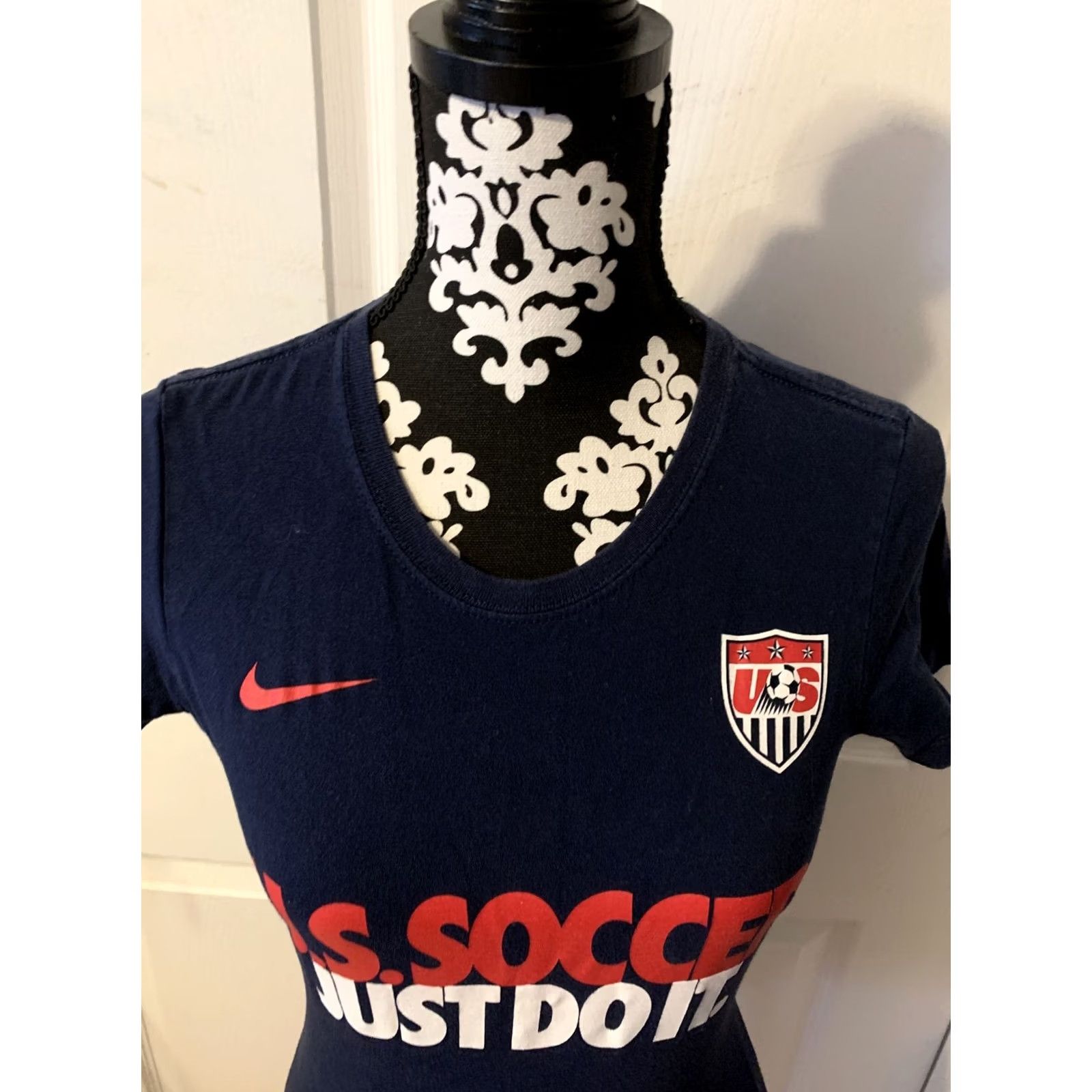 Nike Nike Slim Fit Womens T-Shirt Soccer Short Sleeve SZ S Blue Nike Slim Fit Womens SZ S U.S. Soccer Short Sleeve T-Shirt #1077 Size S / US 4 / IT 40 - 3 Thumbnail