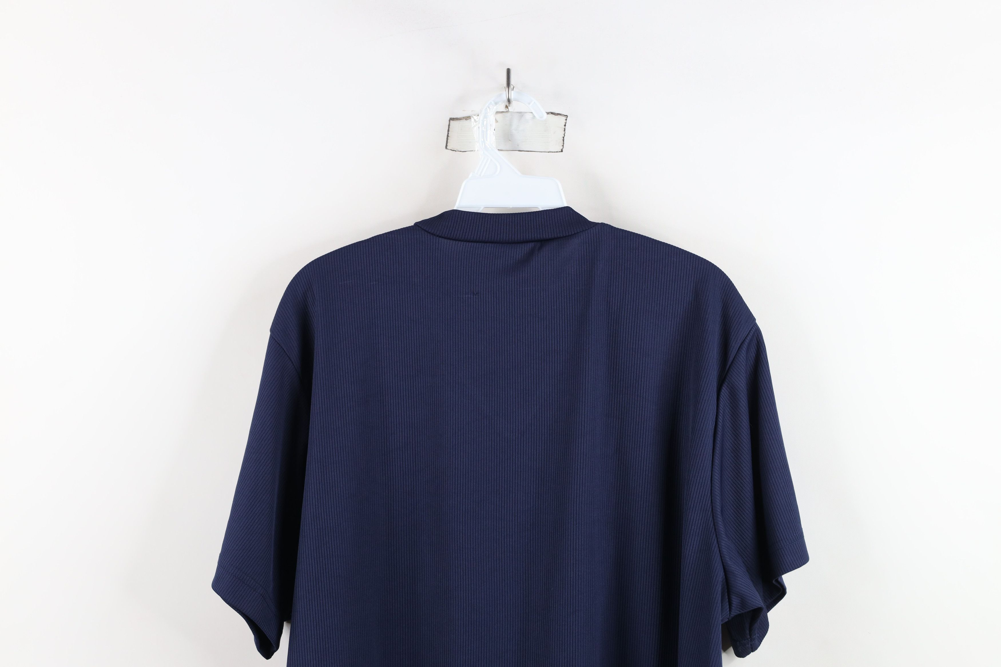 Vintage Vintage 90s Streetwear Knit Short Sleeve V-Neck T-Shirt Size US XL / EU 56 / 4 - 11 Thumbnail